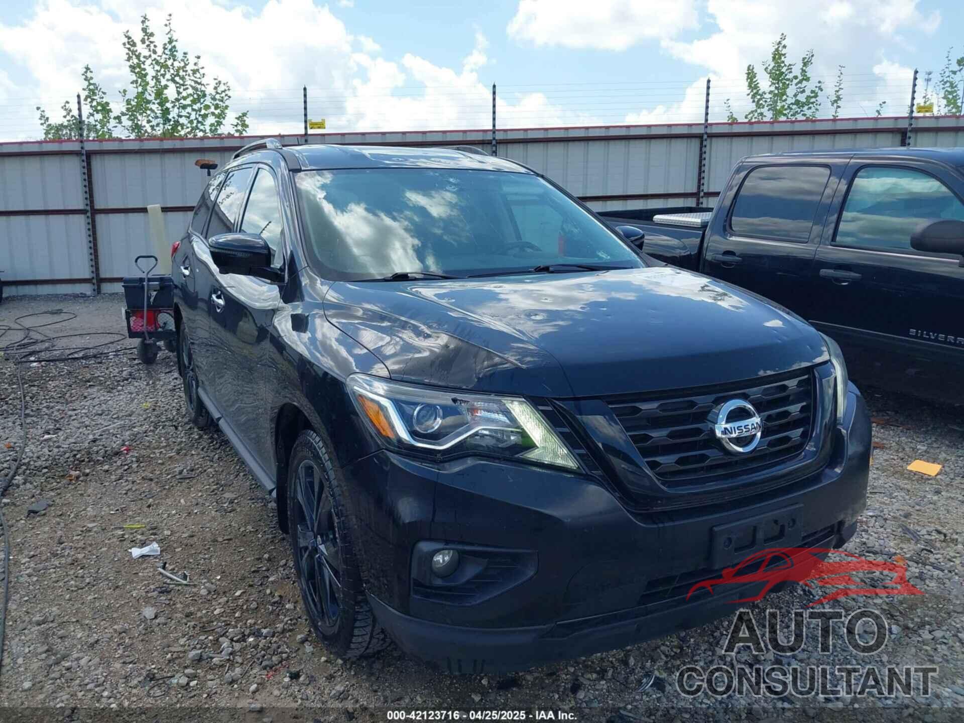 NISSAN PATHFINDER 2018 - 5N1DR2MM2JC655224