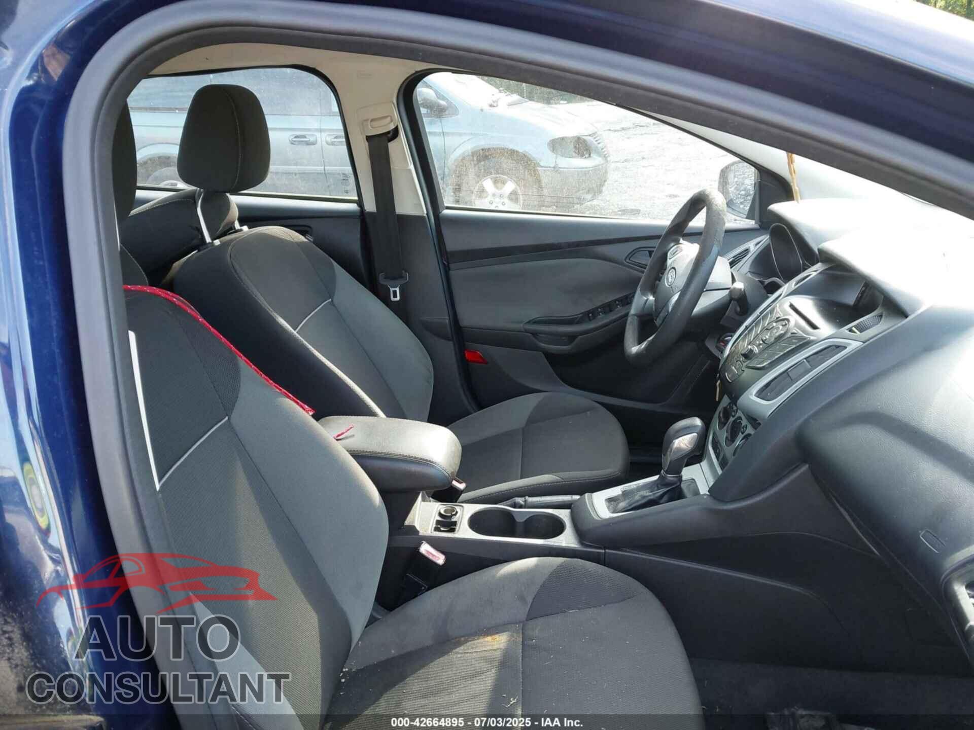 FORD FOCUS 2012 - 1FAHP3F22CL148412