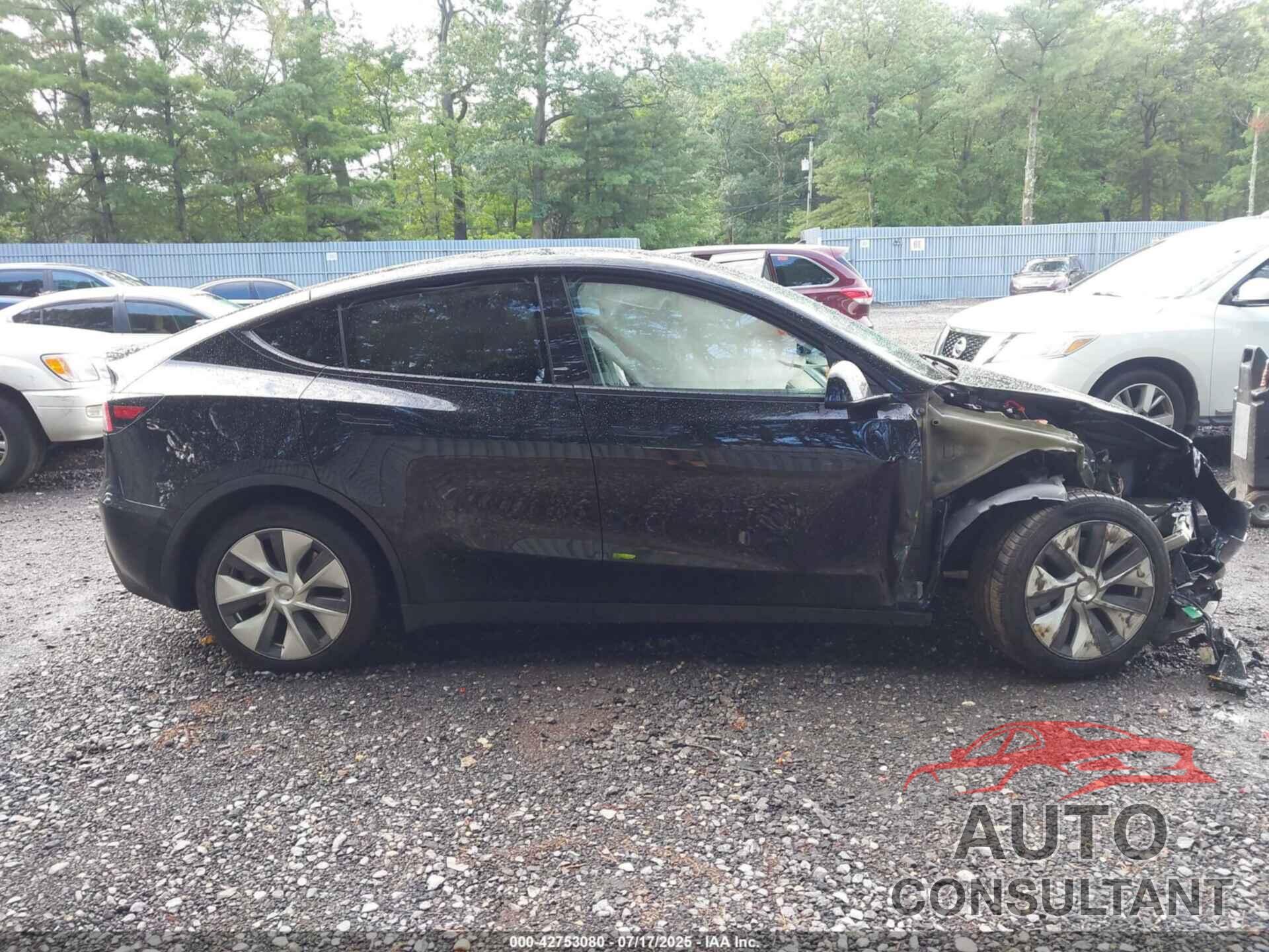 TESLA MODEL Y 2024 - 7SAYGDEE2RA220507