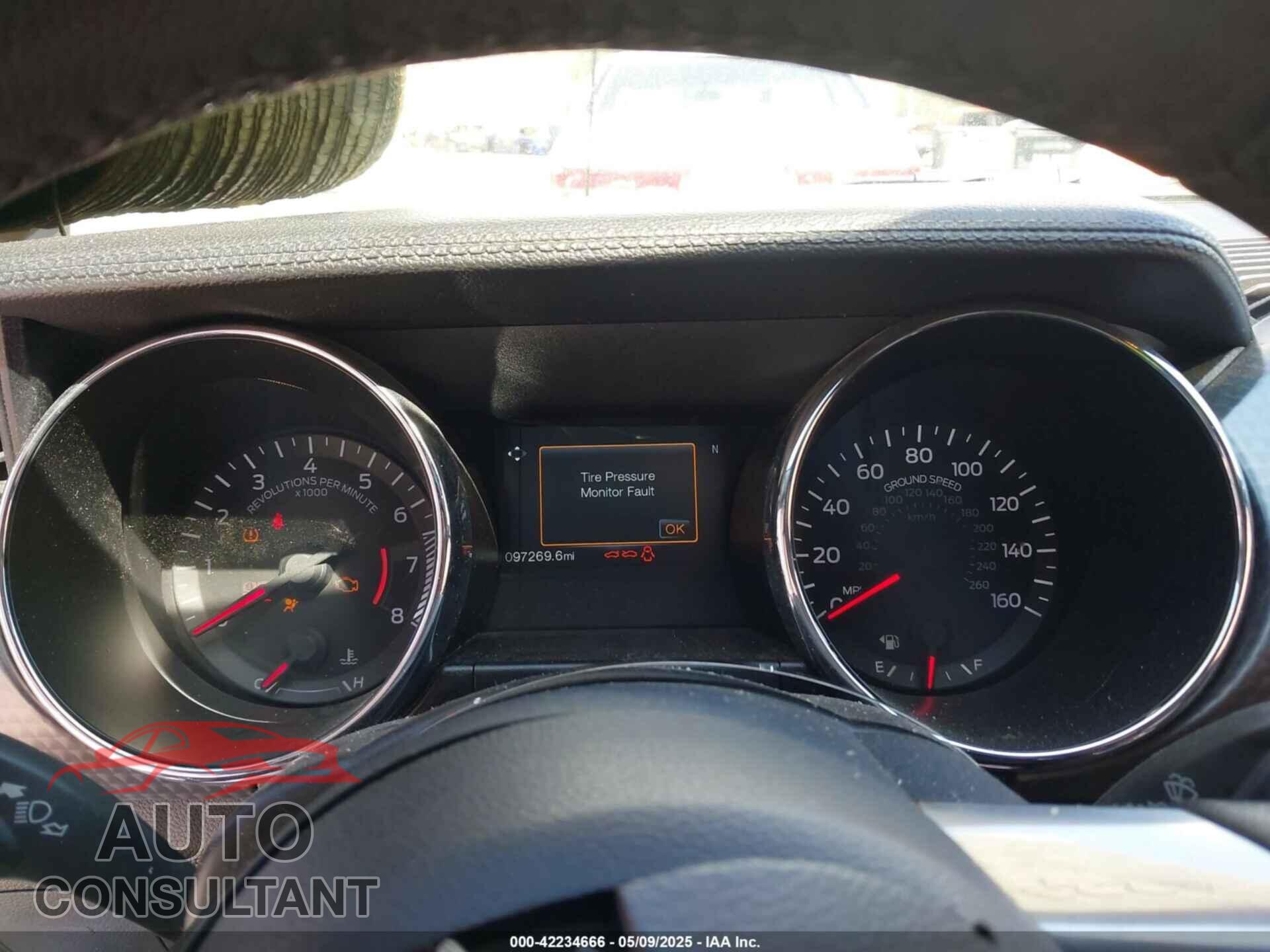 FORD MUSTANG 2015 - 1FA6P8TH4F5355700