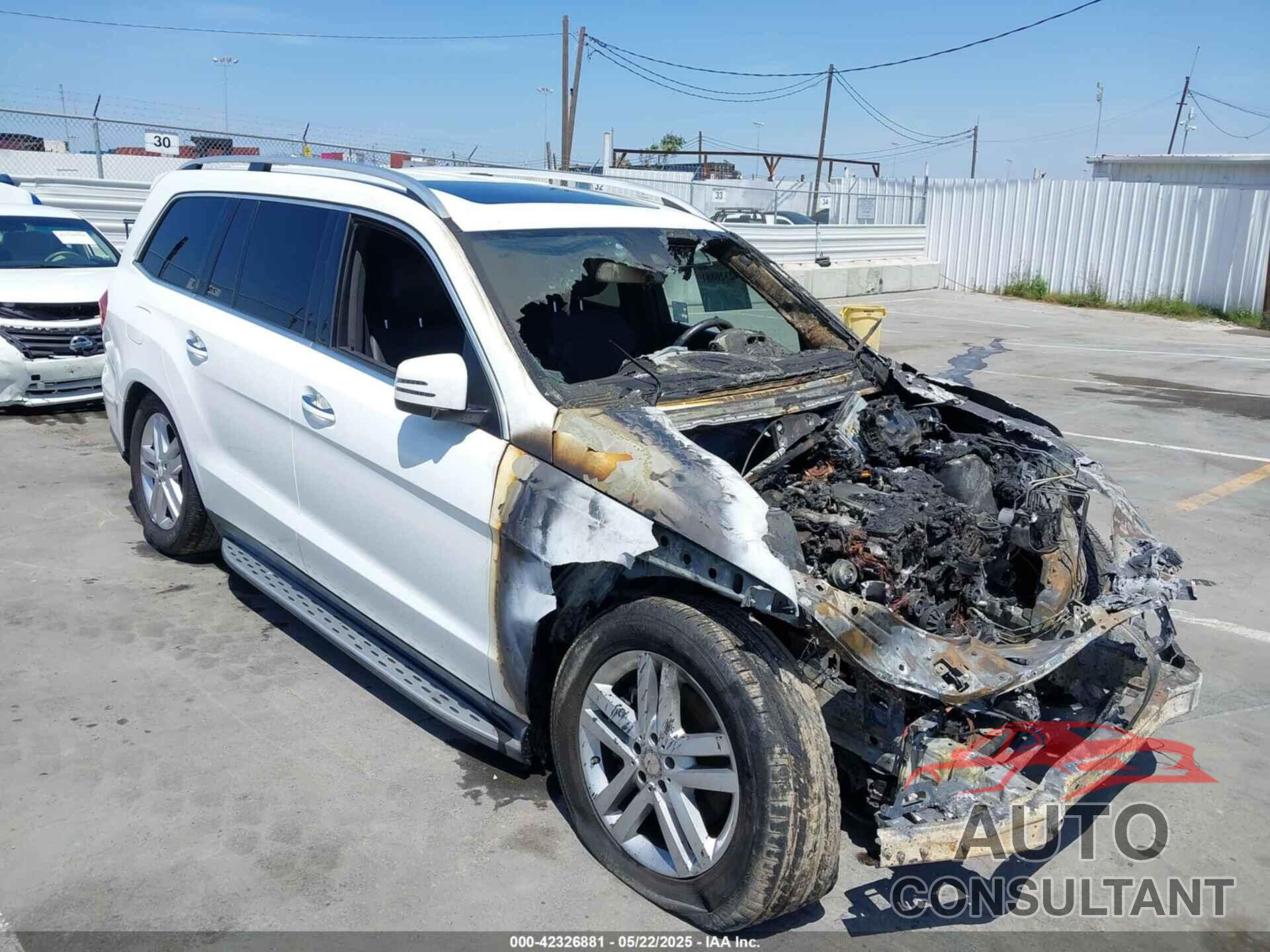 MERCEDES-BENZ GL 450 2016 - 4JGDF6EE3GA697509