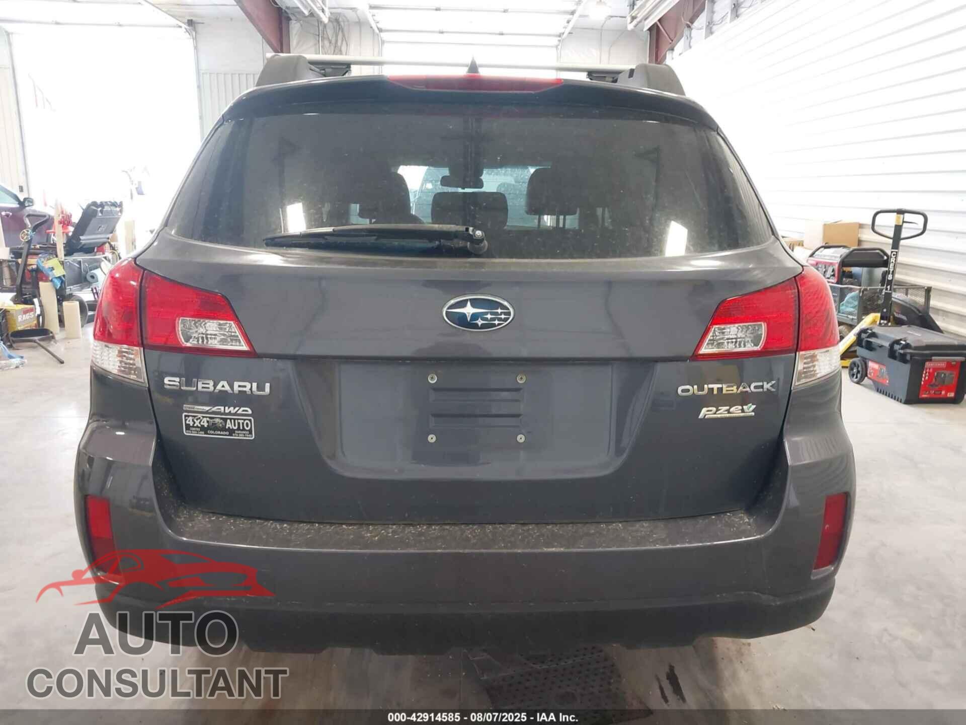 SUBARU OUTBACK 2014 - 4S4BRBKC8E3252131