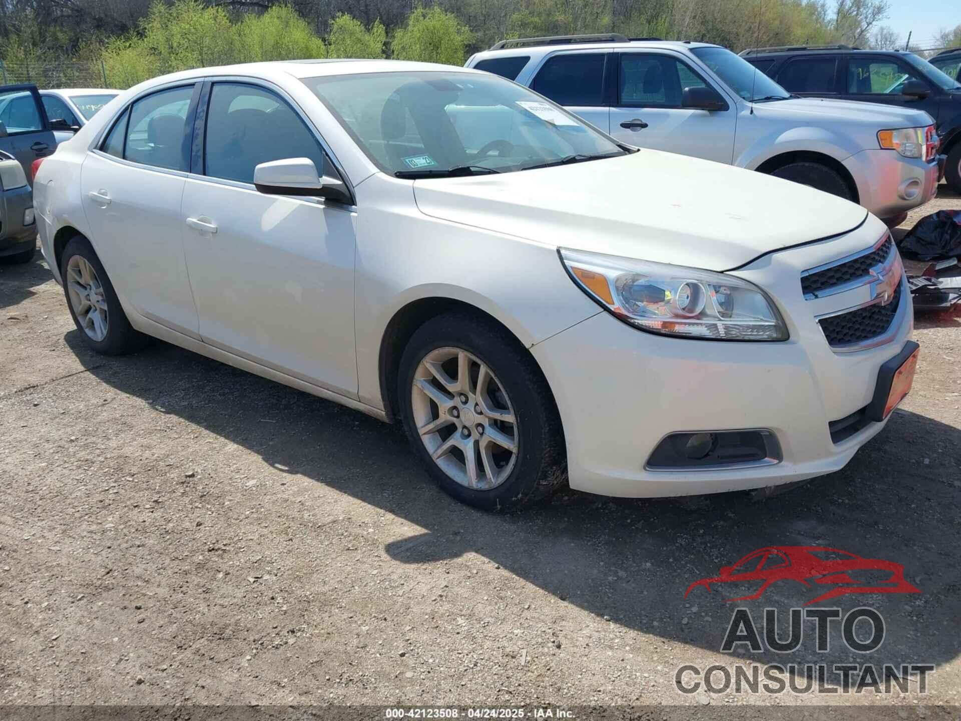 CHEVROLET MALIBU 2013 - 1G11F5RR8DF107603