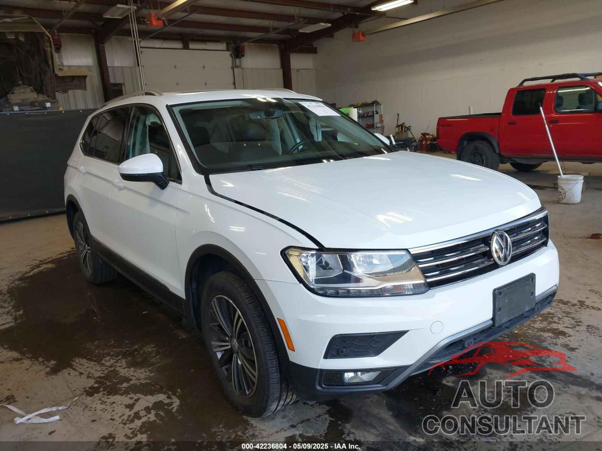 VOLKSWAGEN TIGUAN 2019 - 3VV2B7AX6KM026272