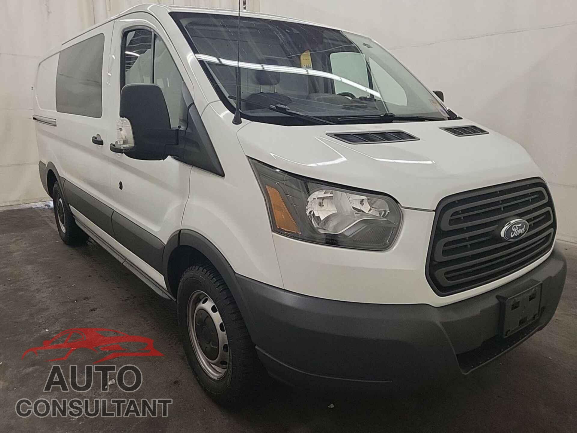 FORD TRANSIT-150 2017 - 1FTYE1YM3HKB48810