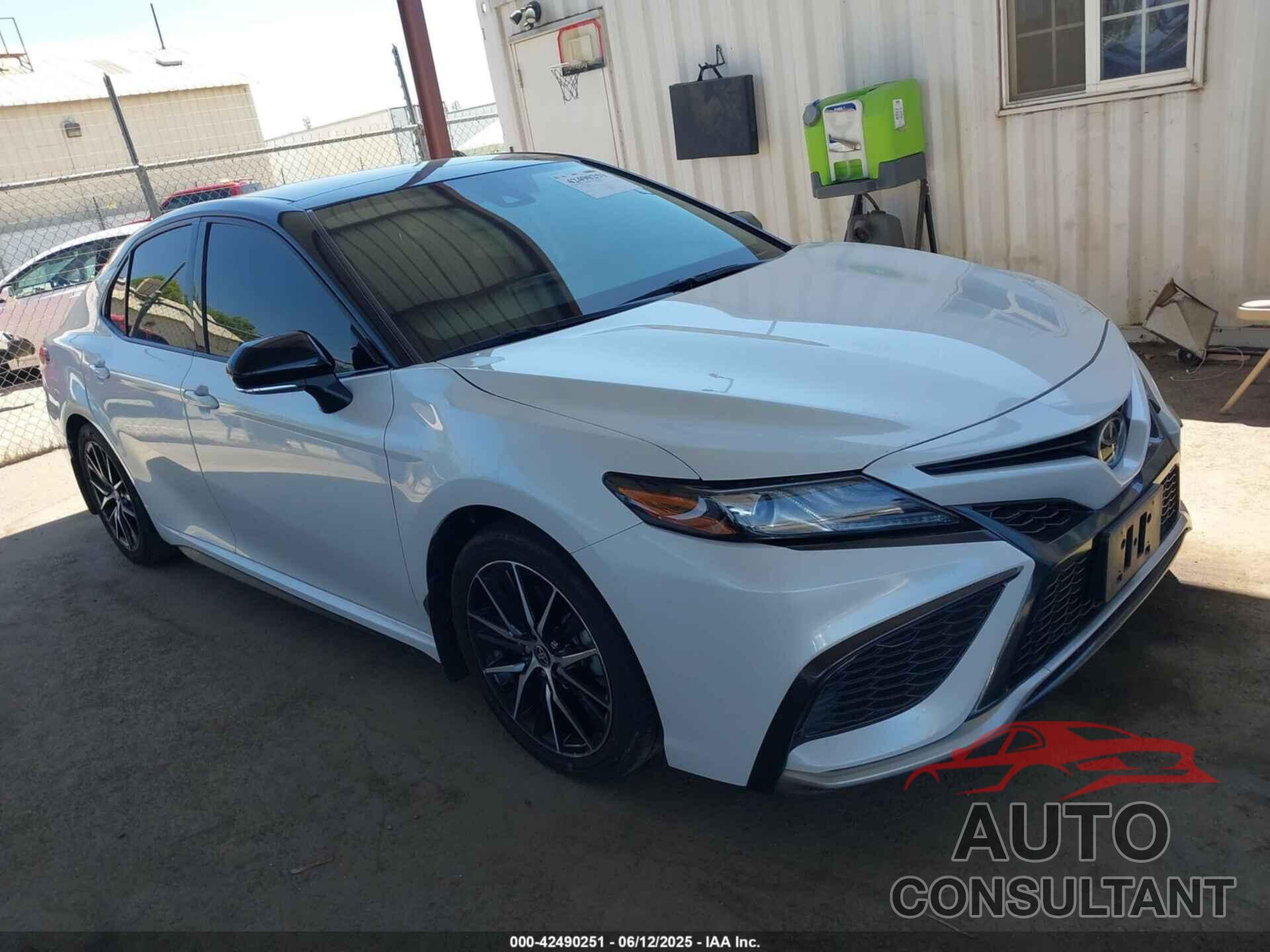 TOYOTA CAMRY 2021 - 4T1K61AK7MU468962