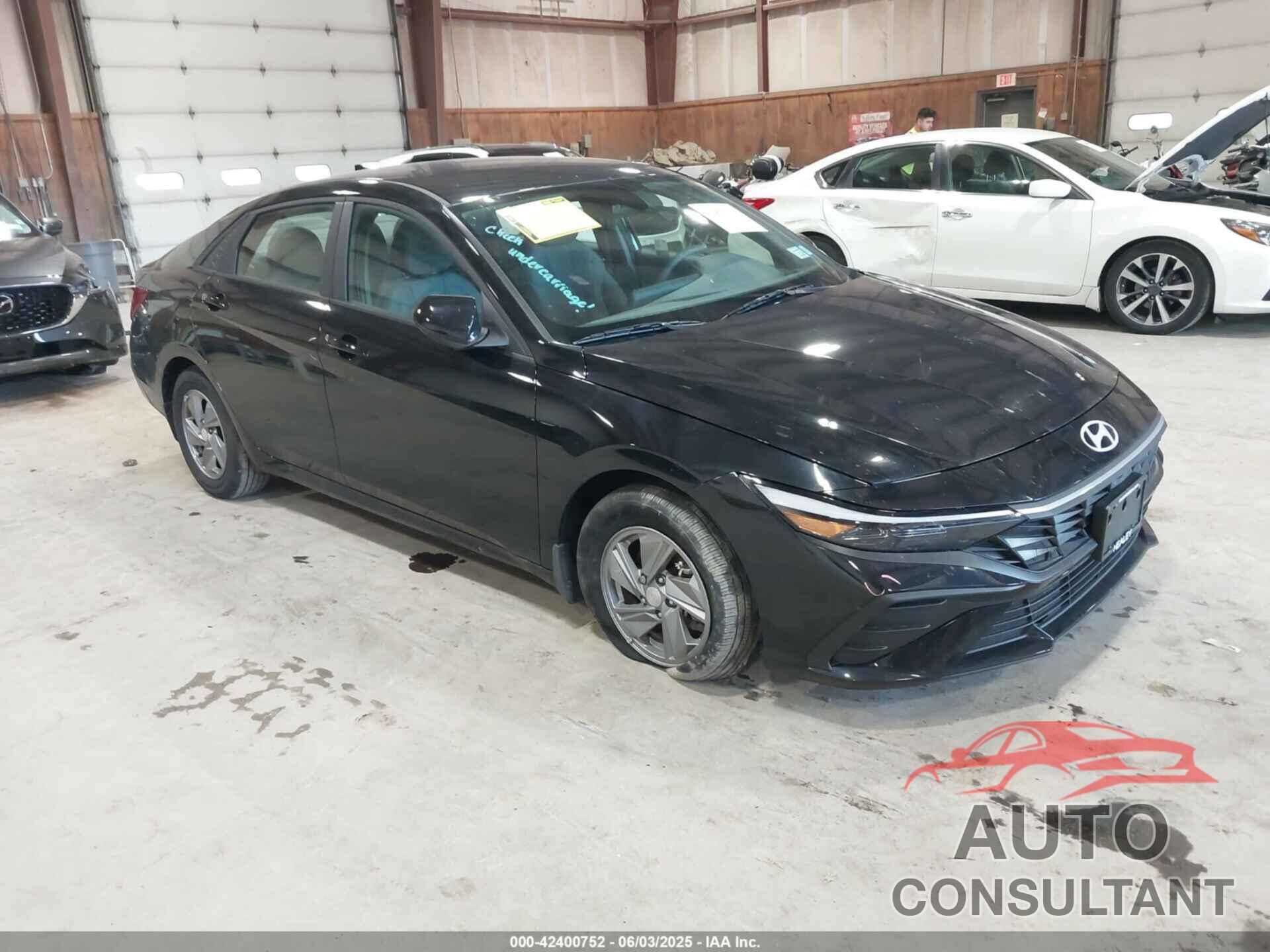 HYUNDAI ELANTRA 2024 - KMHLL4DG0RU813925