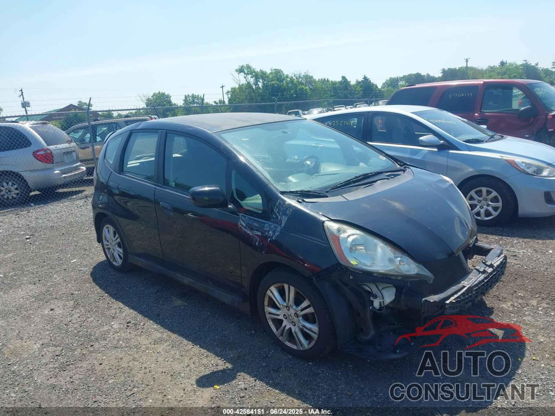 HONDA FIT 2011 - JHMGE8H51BS001498