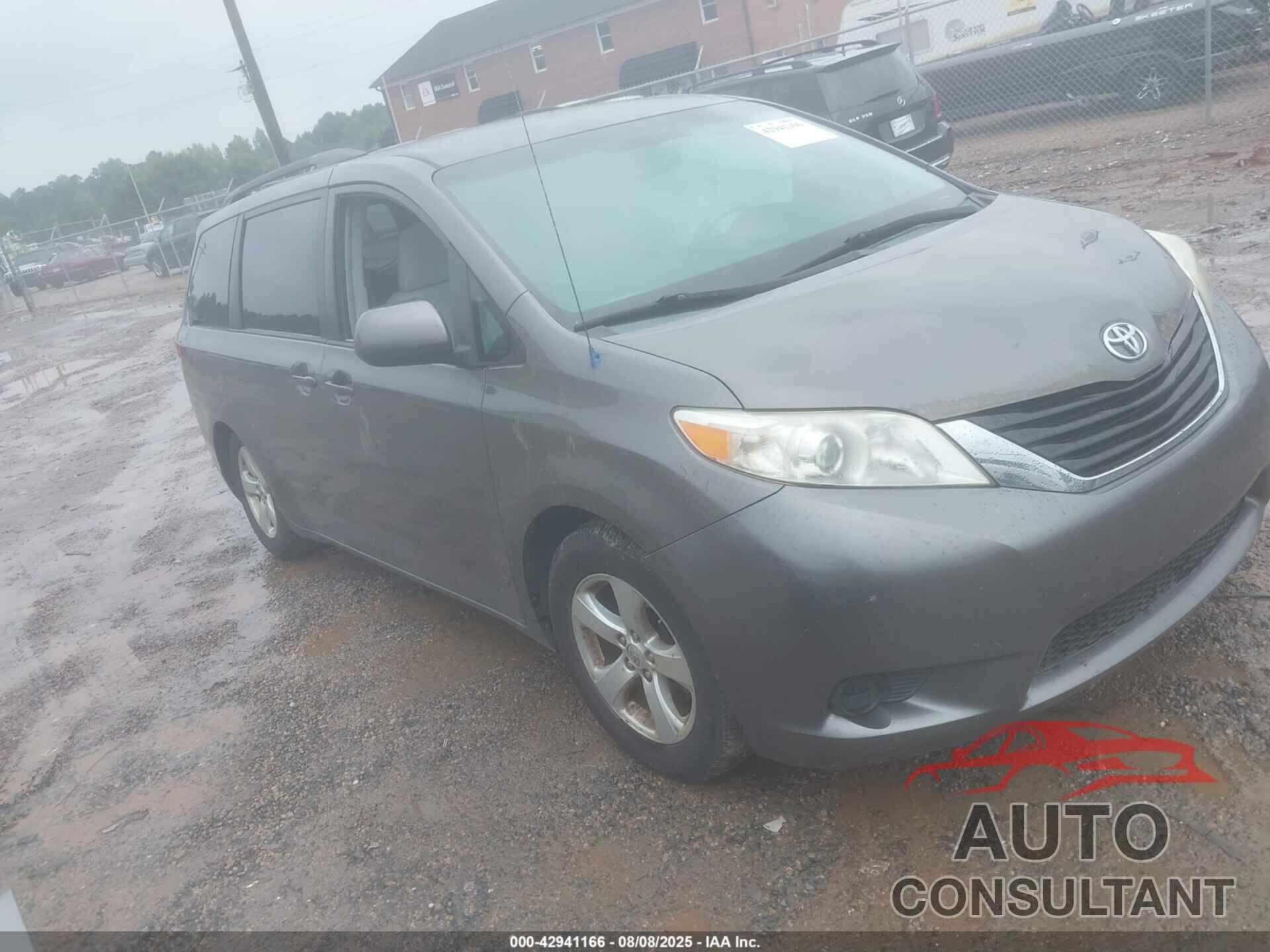 TOYOTA SIENNA 2014 - 5TDKK3DC4ES477253