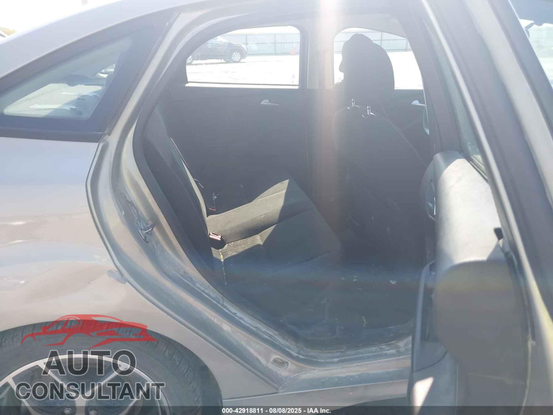 FORD FOCUS 2015 - 1FADP3F27FL344591