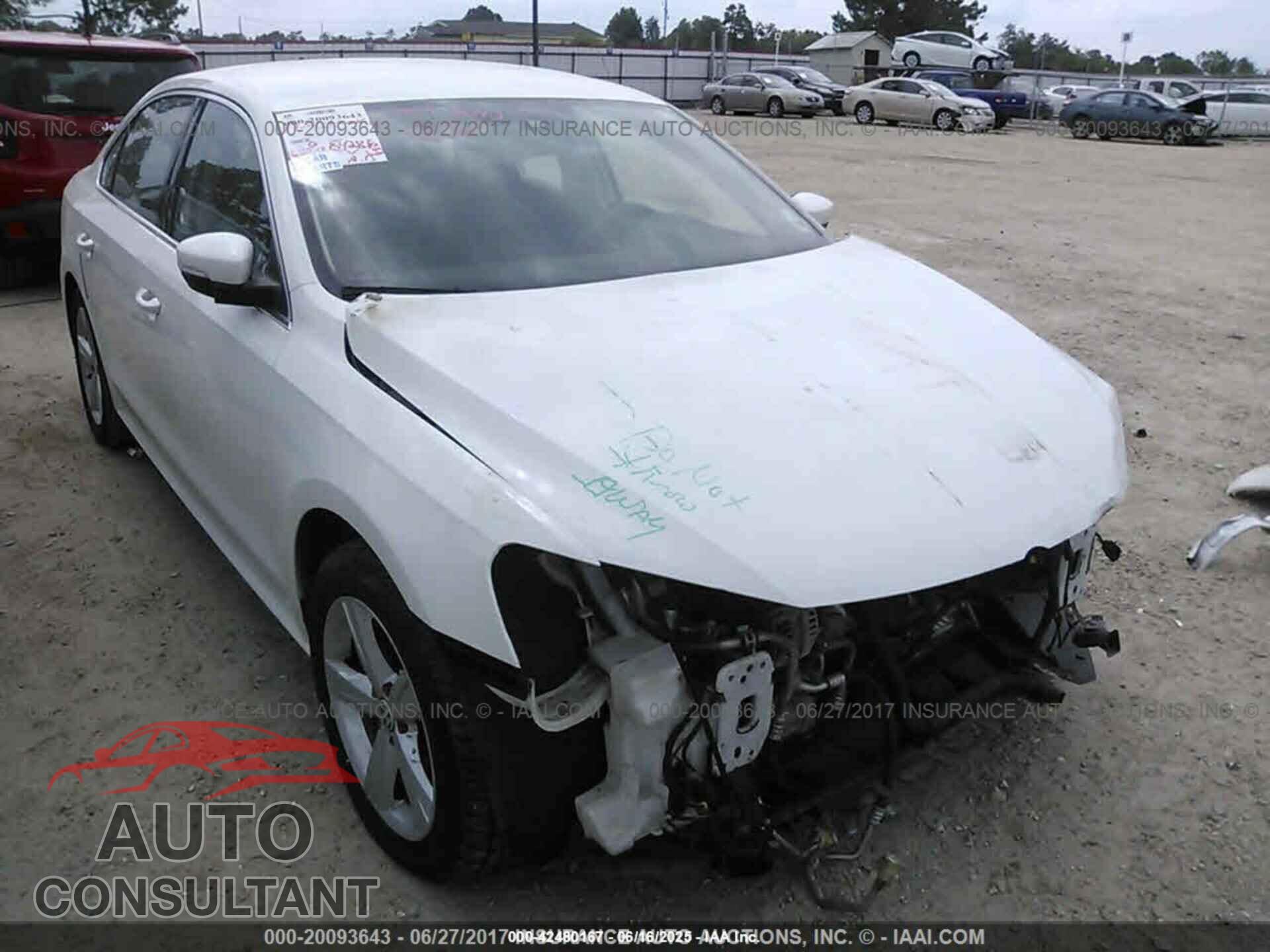 VOLKSWAGEN PASSAT 2013 - 1VWBP7A37DC043483