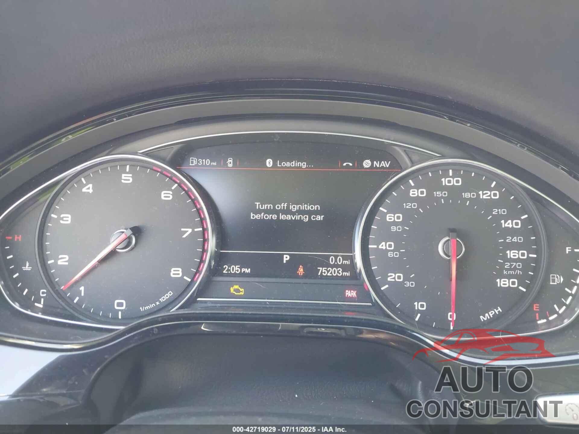 AUDI A8 L 2015 - WAU32AFD0FN007028