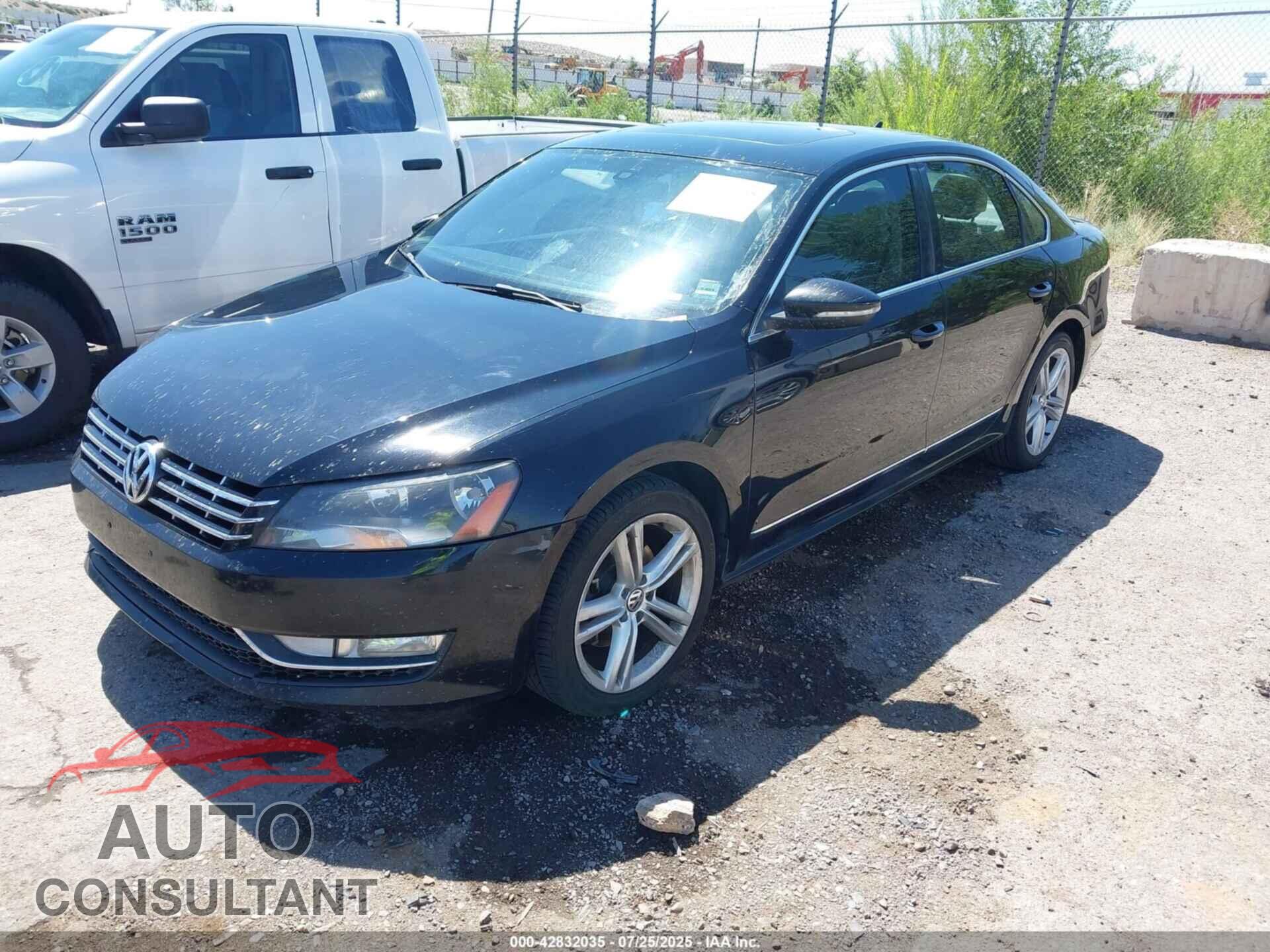 VOLKSWAGEN PASSAT 2012 - 1VWCN7A31CC071983