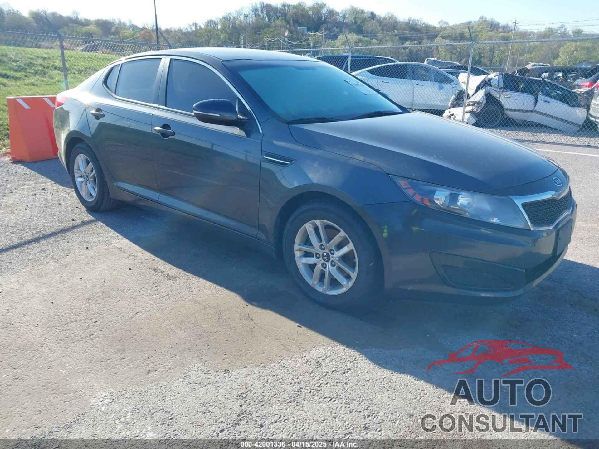 KIA OPTIMA 2011 - KNAGM4A78B5160961