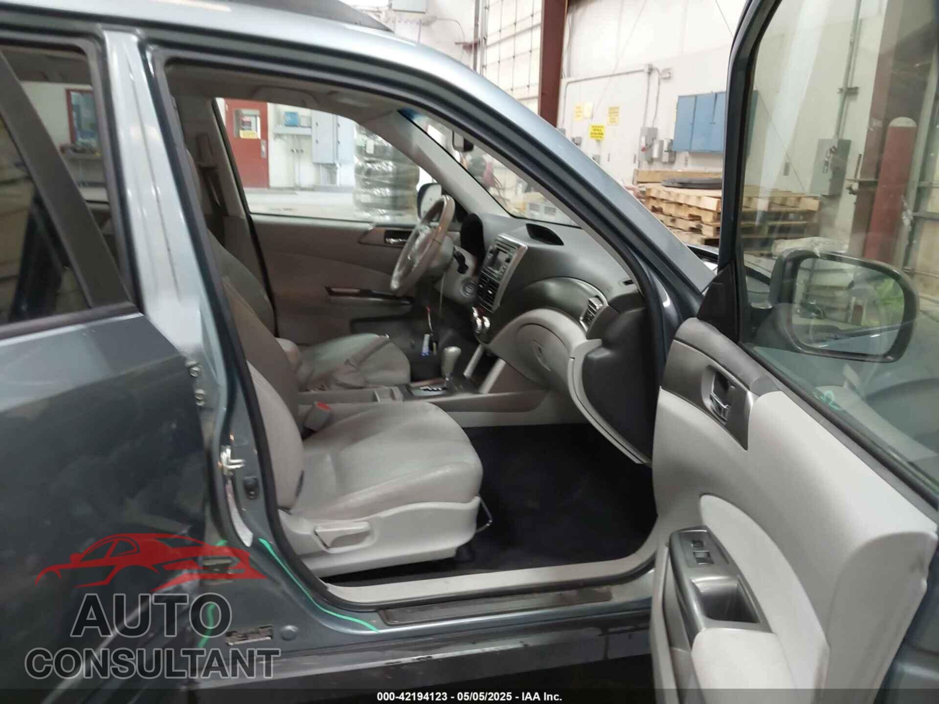 SUBARU FORESTER 2011 - JF2SHAEC5BH773501