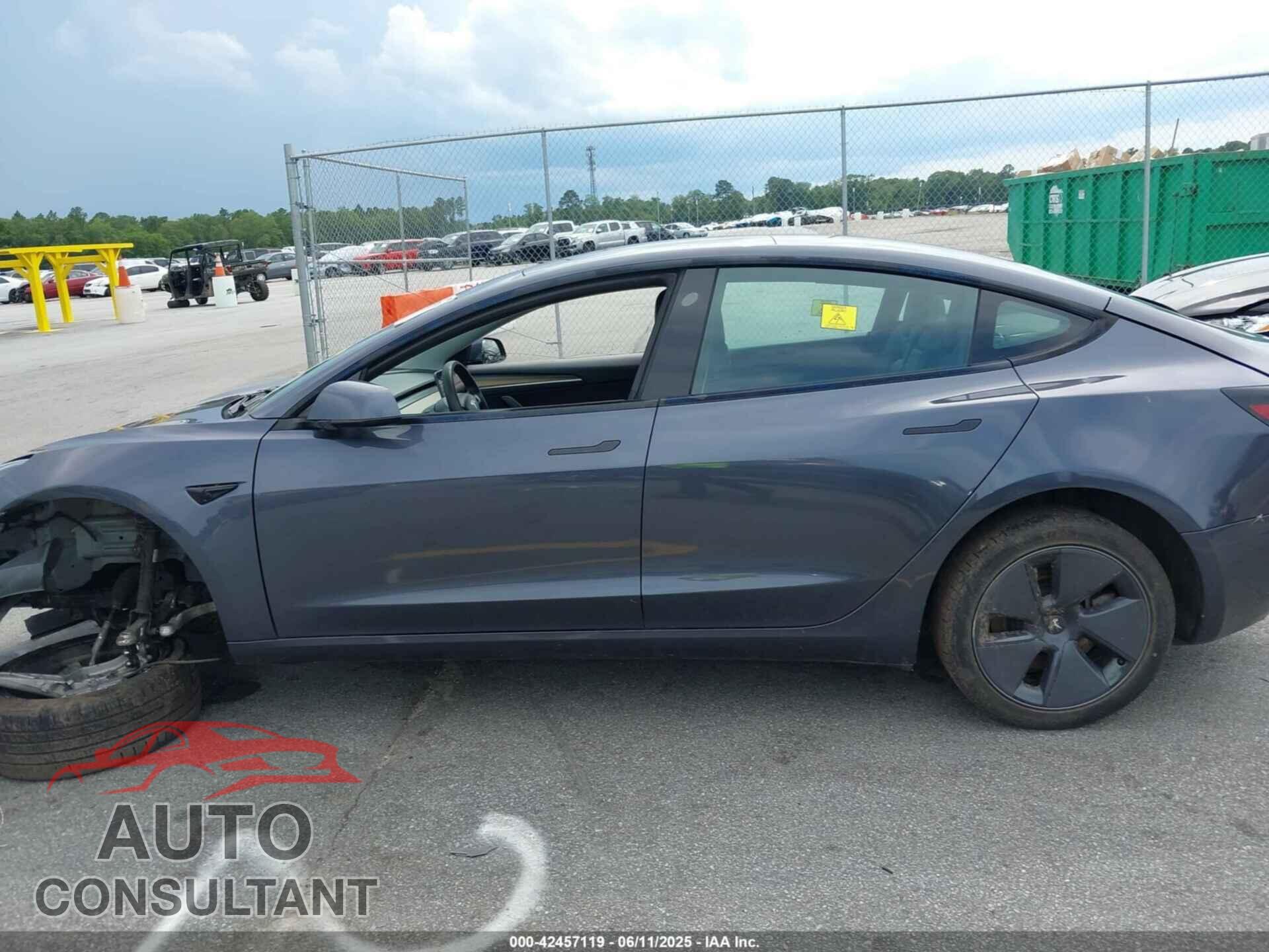 TESLA MODEL 3 2023 - 5YJ3E1EA1PF449575