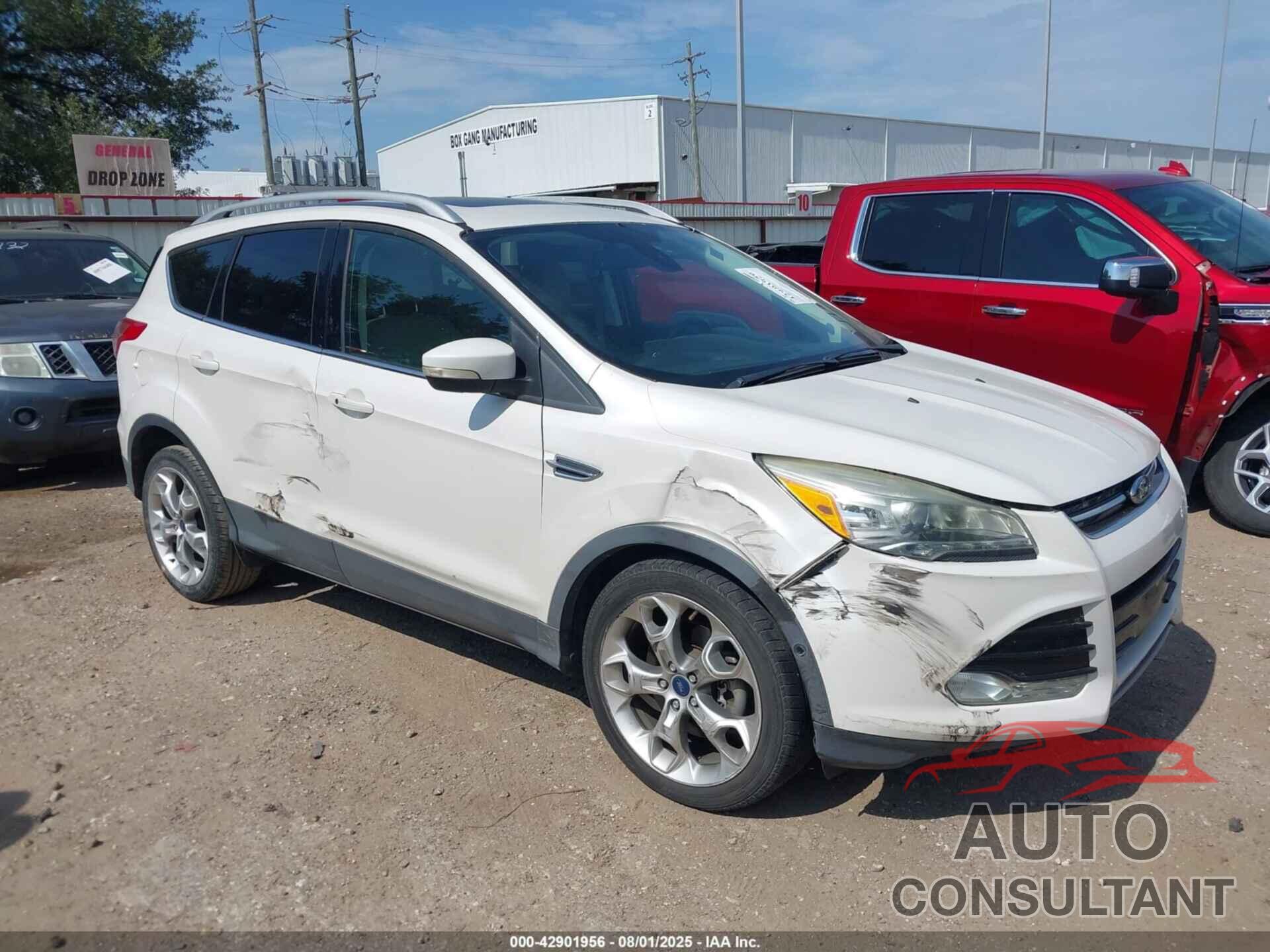 FORD ESCAPE 2016 - 1FMCU0J96GUA96889