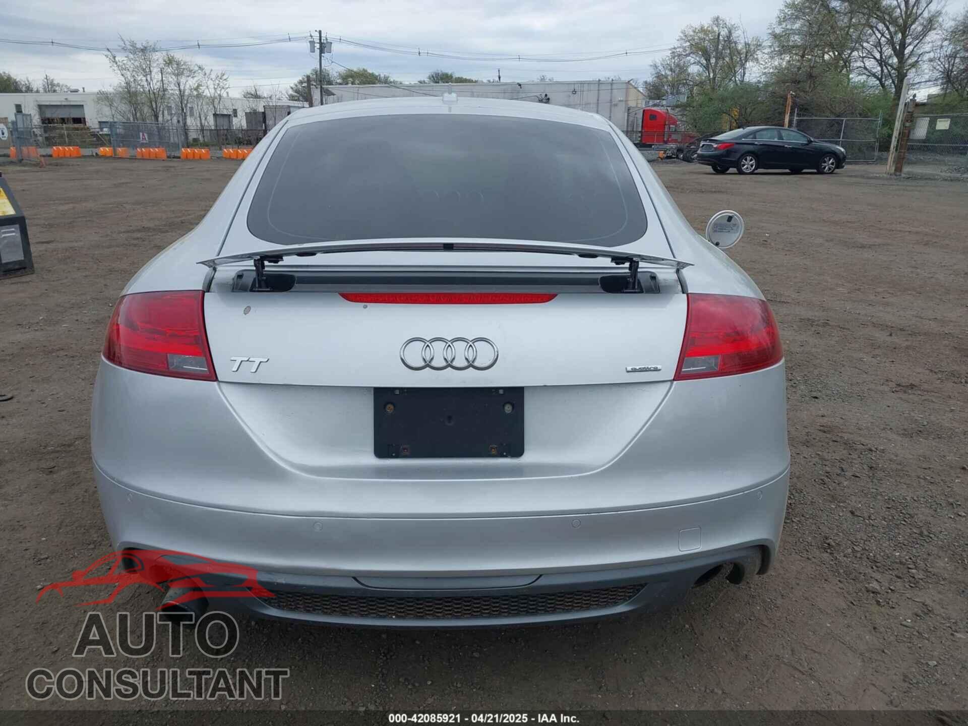 AUDI TT 2012 - TRUBFAFK8C1007675