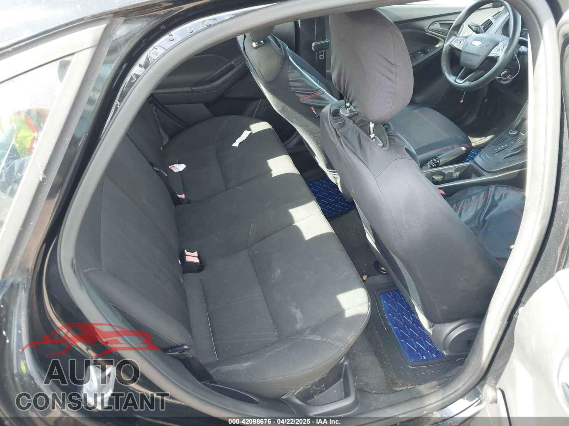FORD FOCUS 2015 - 1FADP3E2XFL380566