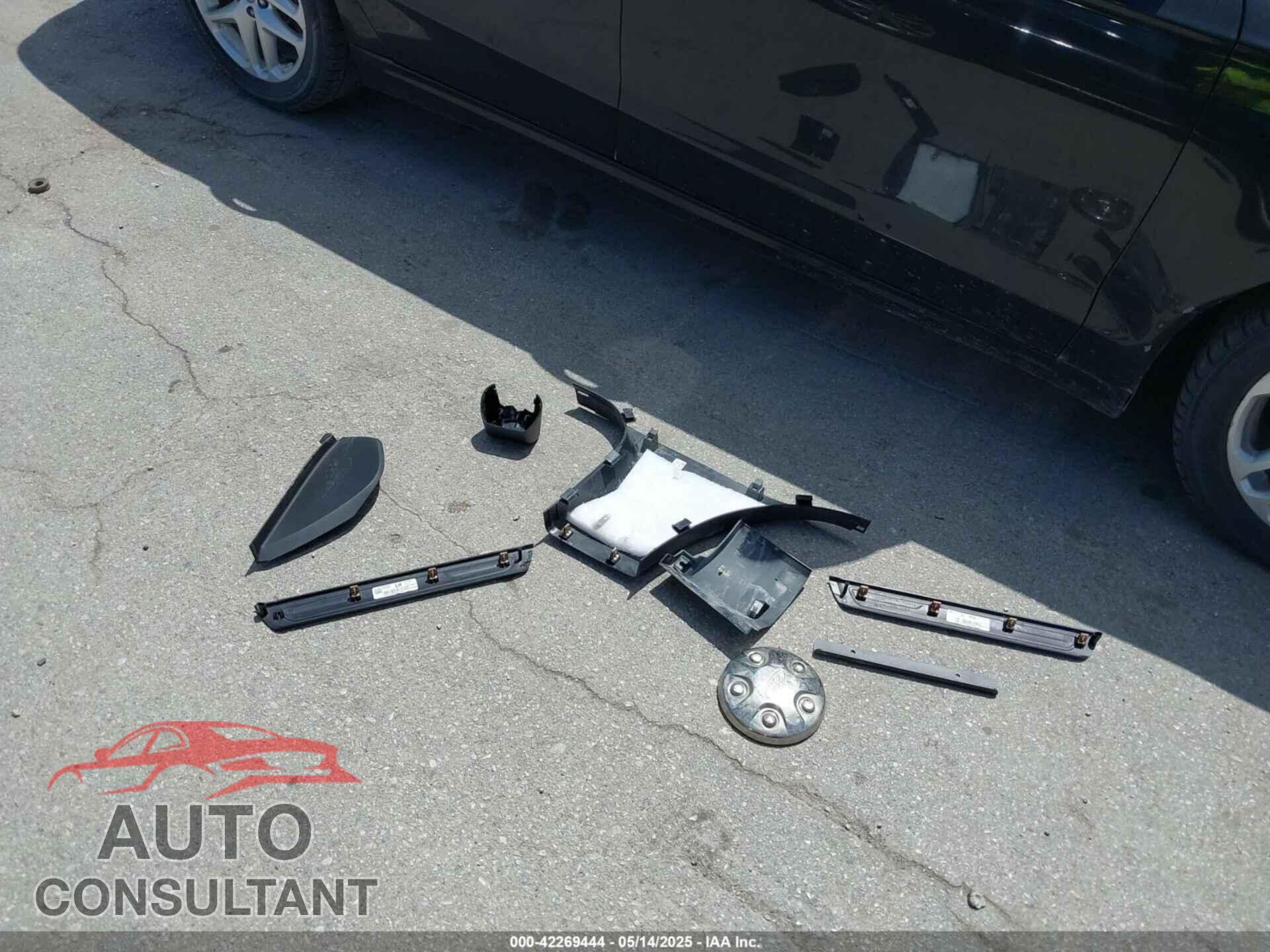 DODGE DURANGO 2023 - 1C4SDJFT7PC676233