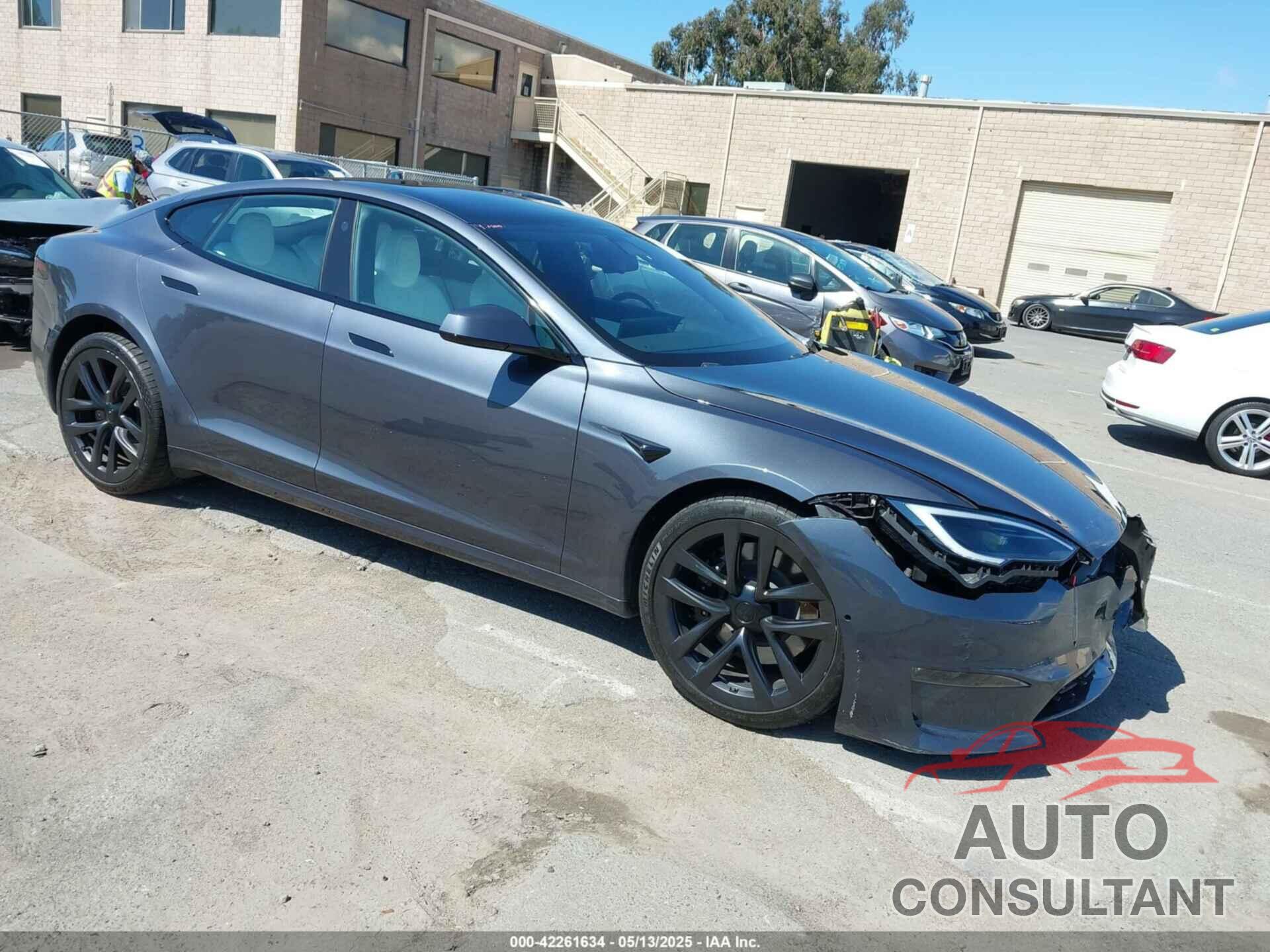 TESLA MODEL S 2022 - 5YJSA1E57NF491188