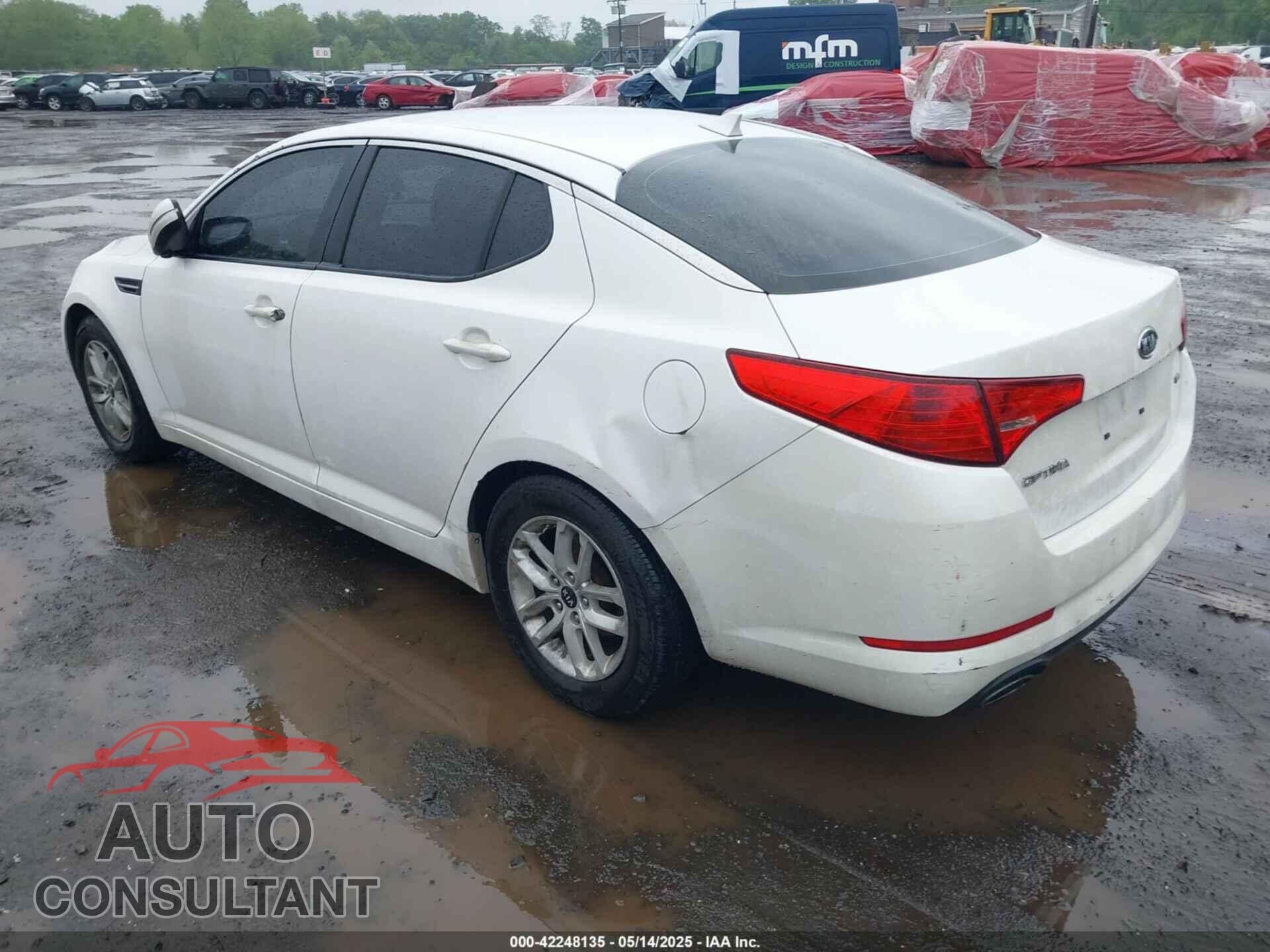 KIA OPTIMA 2011 - KNAGM4A71B5058336