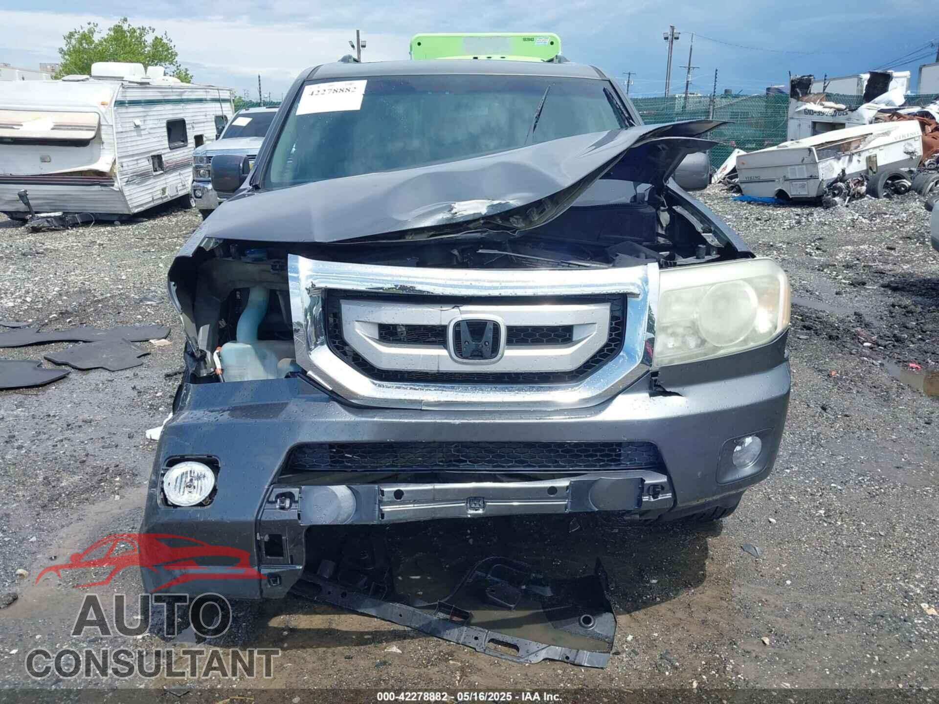 HONDA PILOT 2011 - 5FNYF4H56BB035784