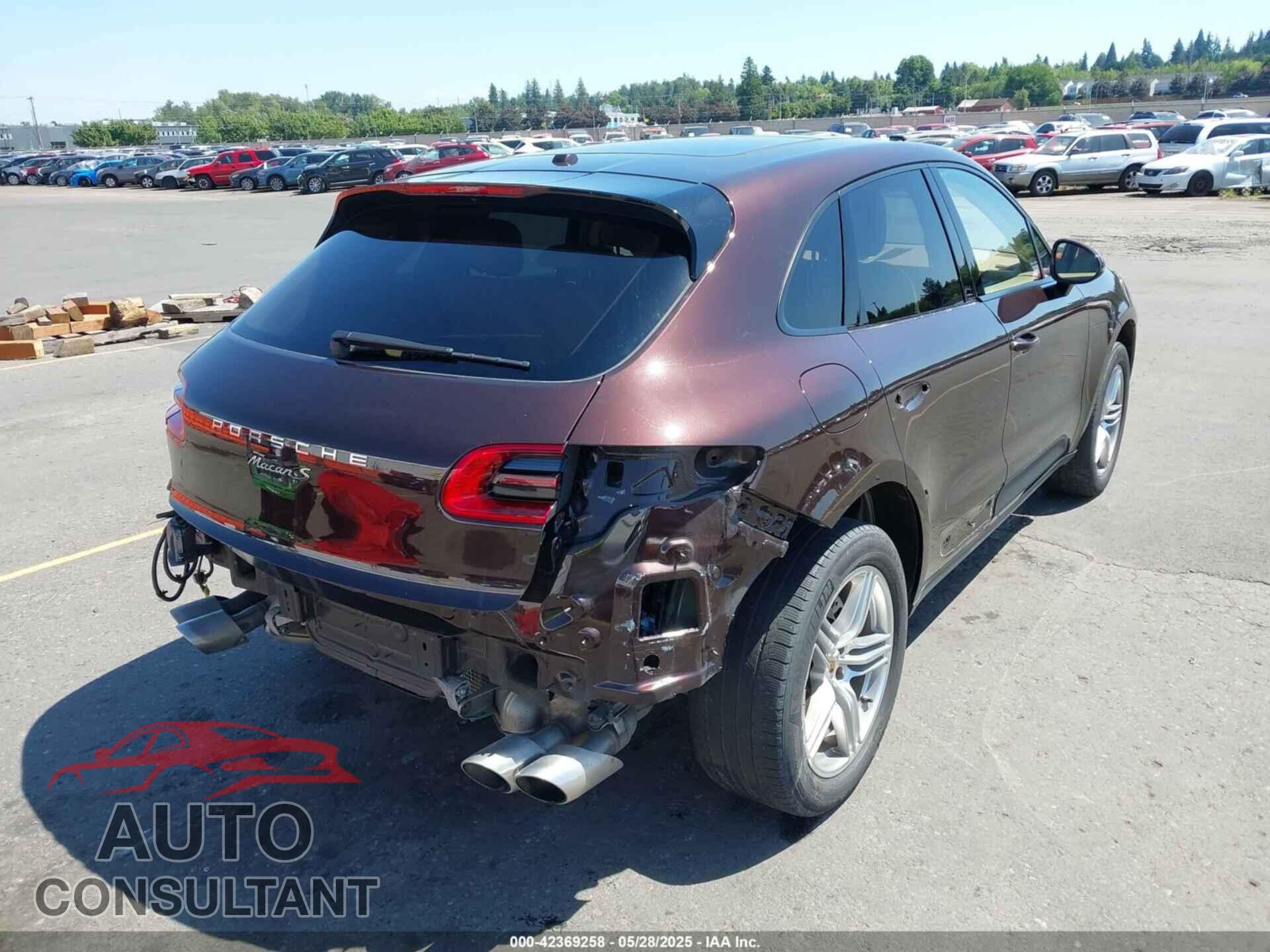 PORSCHE MACAN 2015 - WP1AB2A54FLB60408