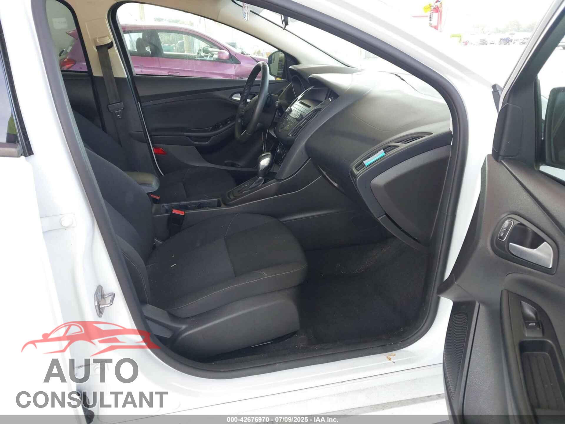 FORD FOCUS 2015 - 1FADP3K23FL267904