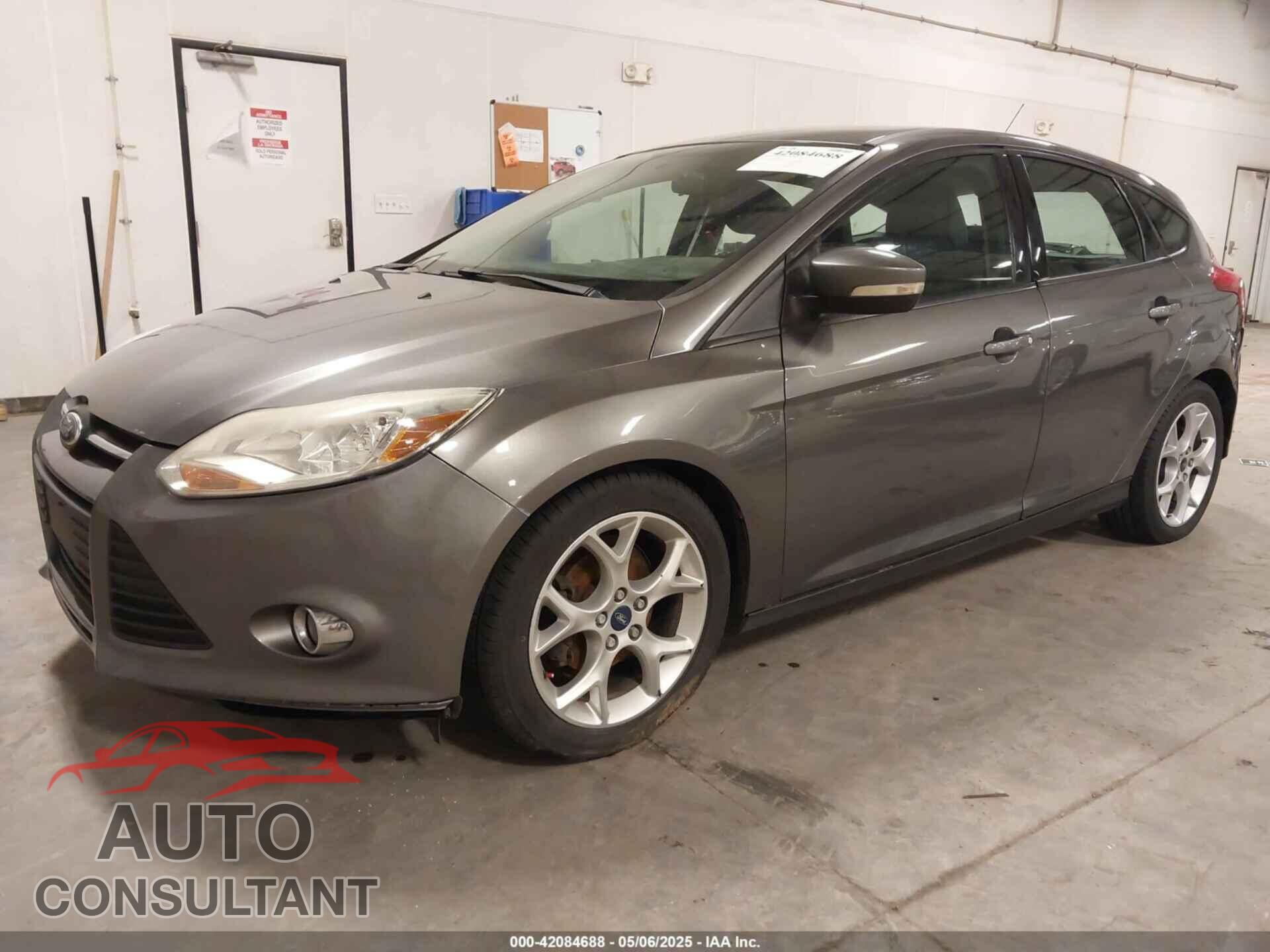 FORD FOCUS 2014 - 1FADP3K29EL399225