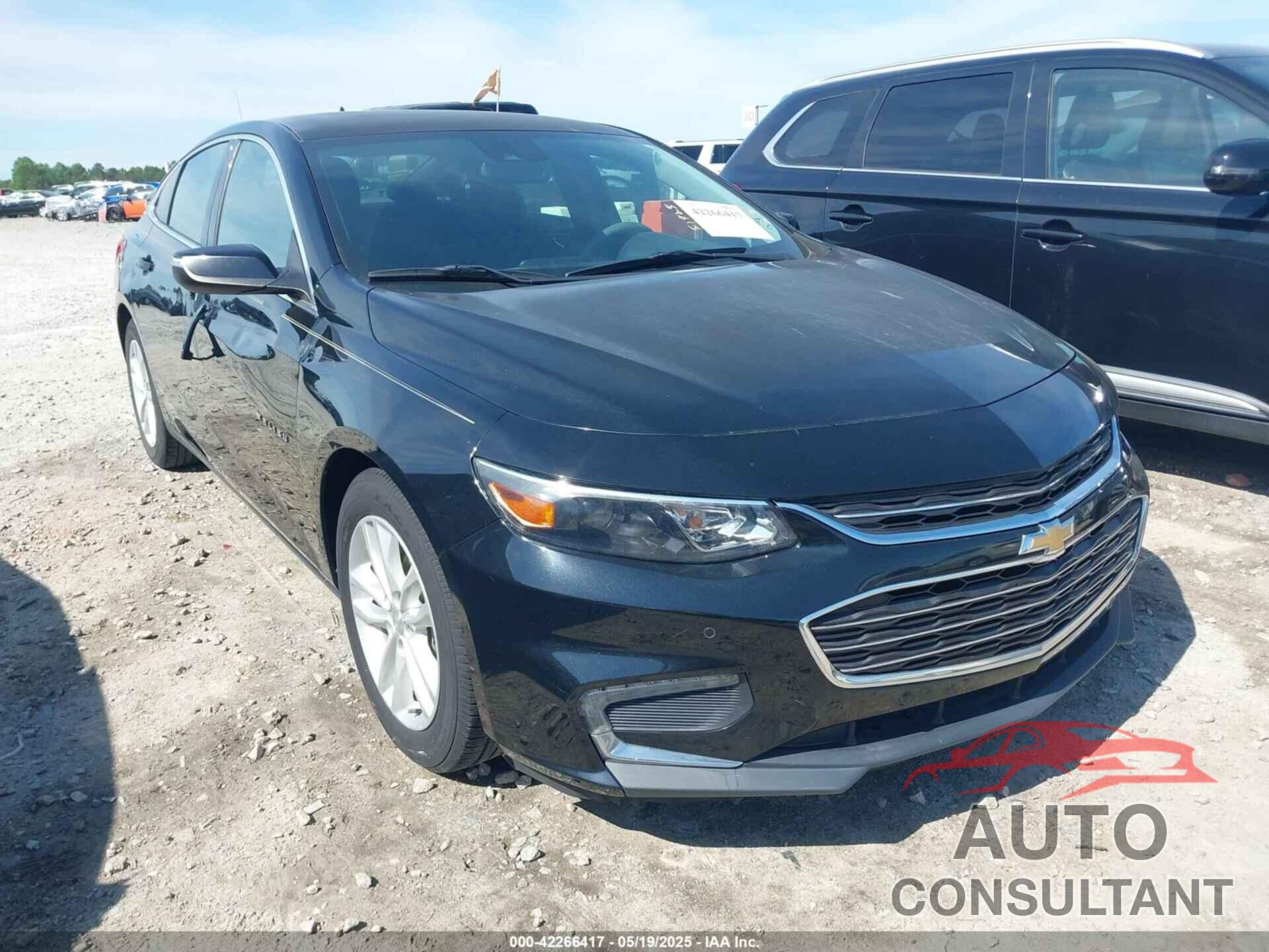 CHEVROLET MALIBU 2017 - 1G1ZE5ST5HF194698