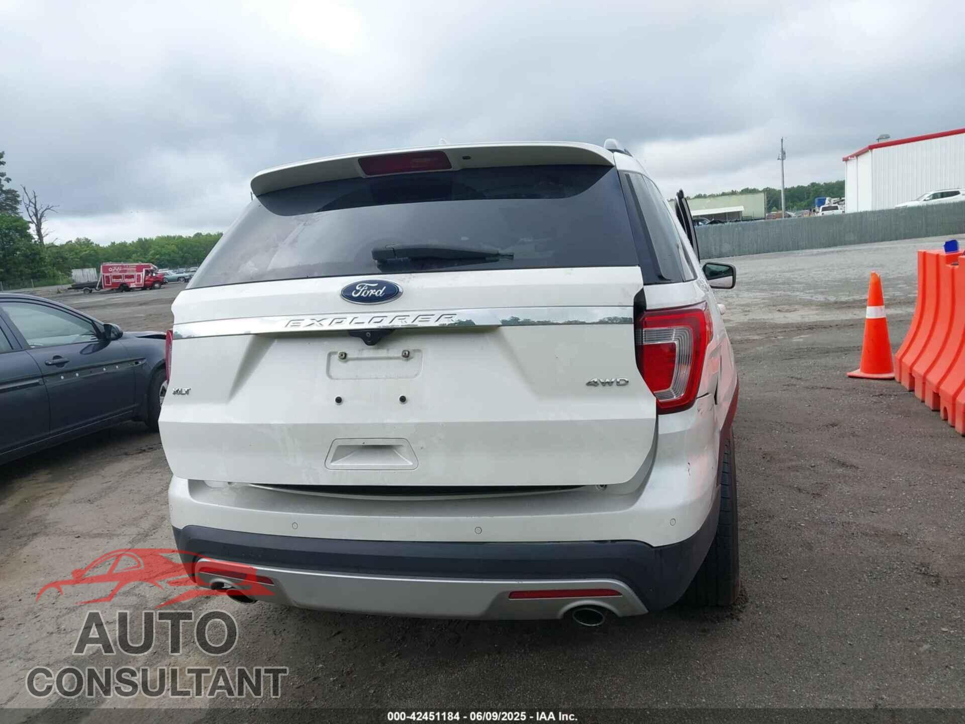 FORD EXPLORER 2017 - 1FM5K8D81HGD14706