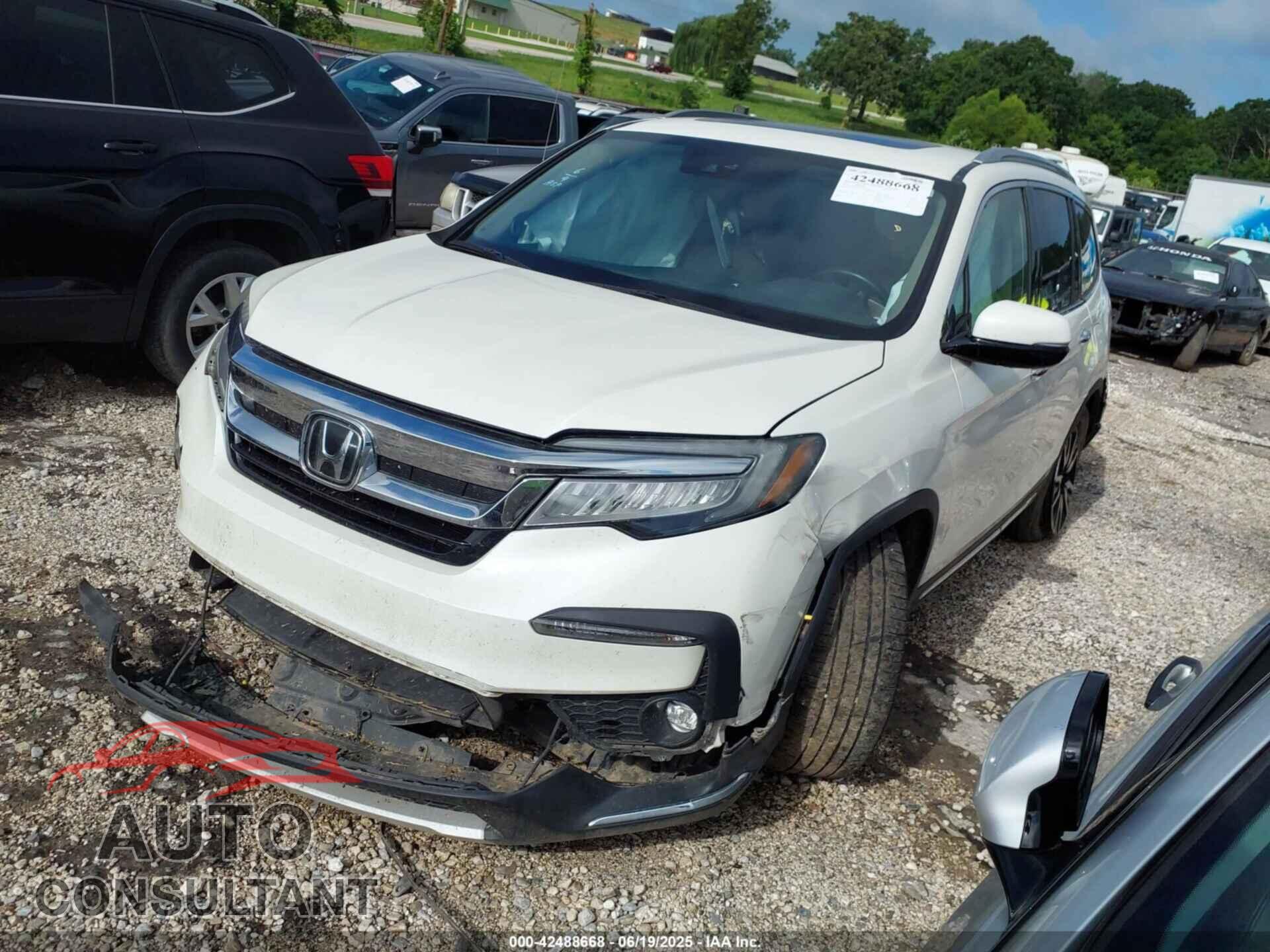 HONDA PILOT 2019 - 5FNYF6H99KB019027