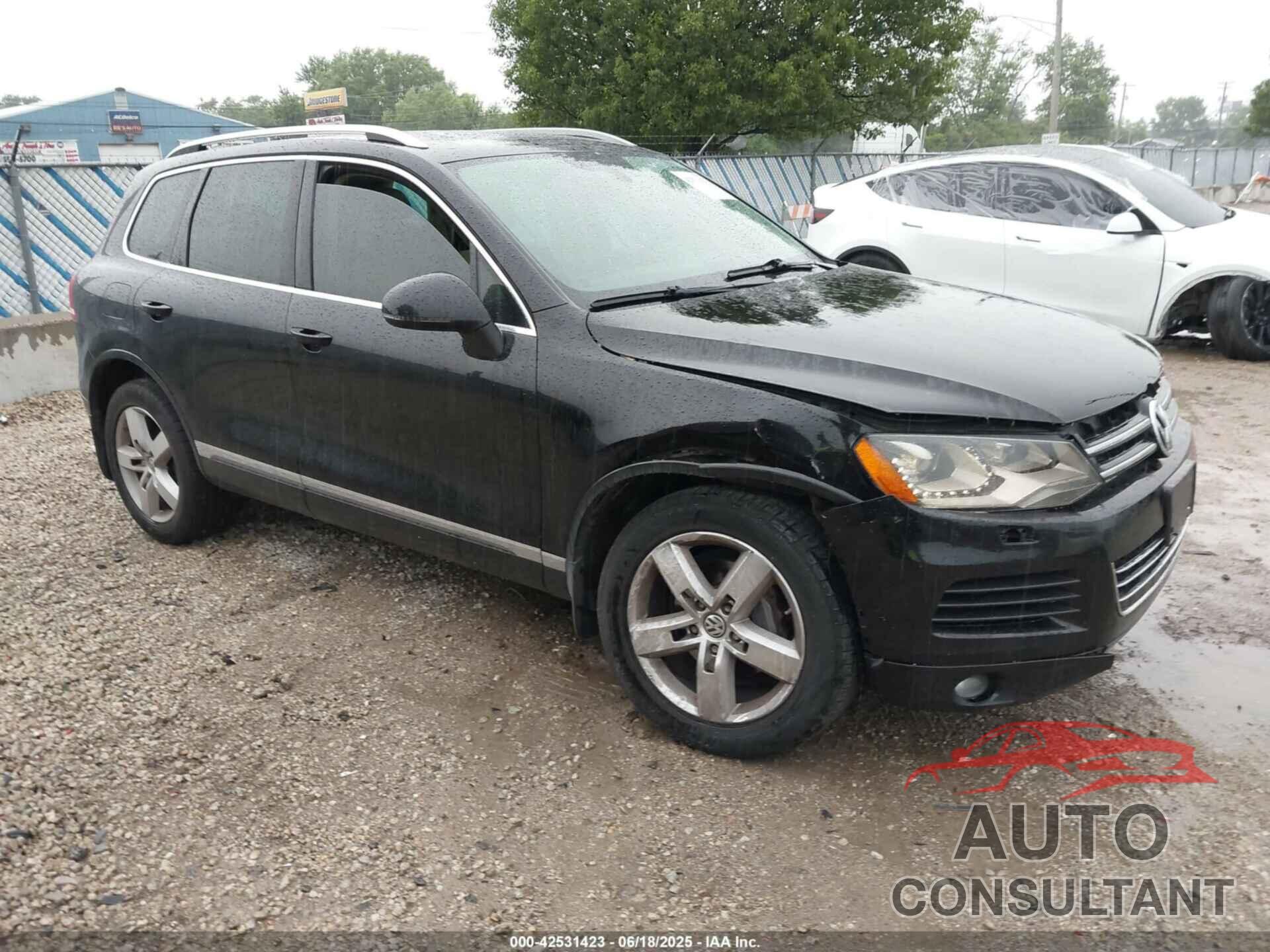 VOLKSWAGEN TOUAREG 2012 - WVGEK9BPXCD010820