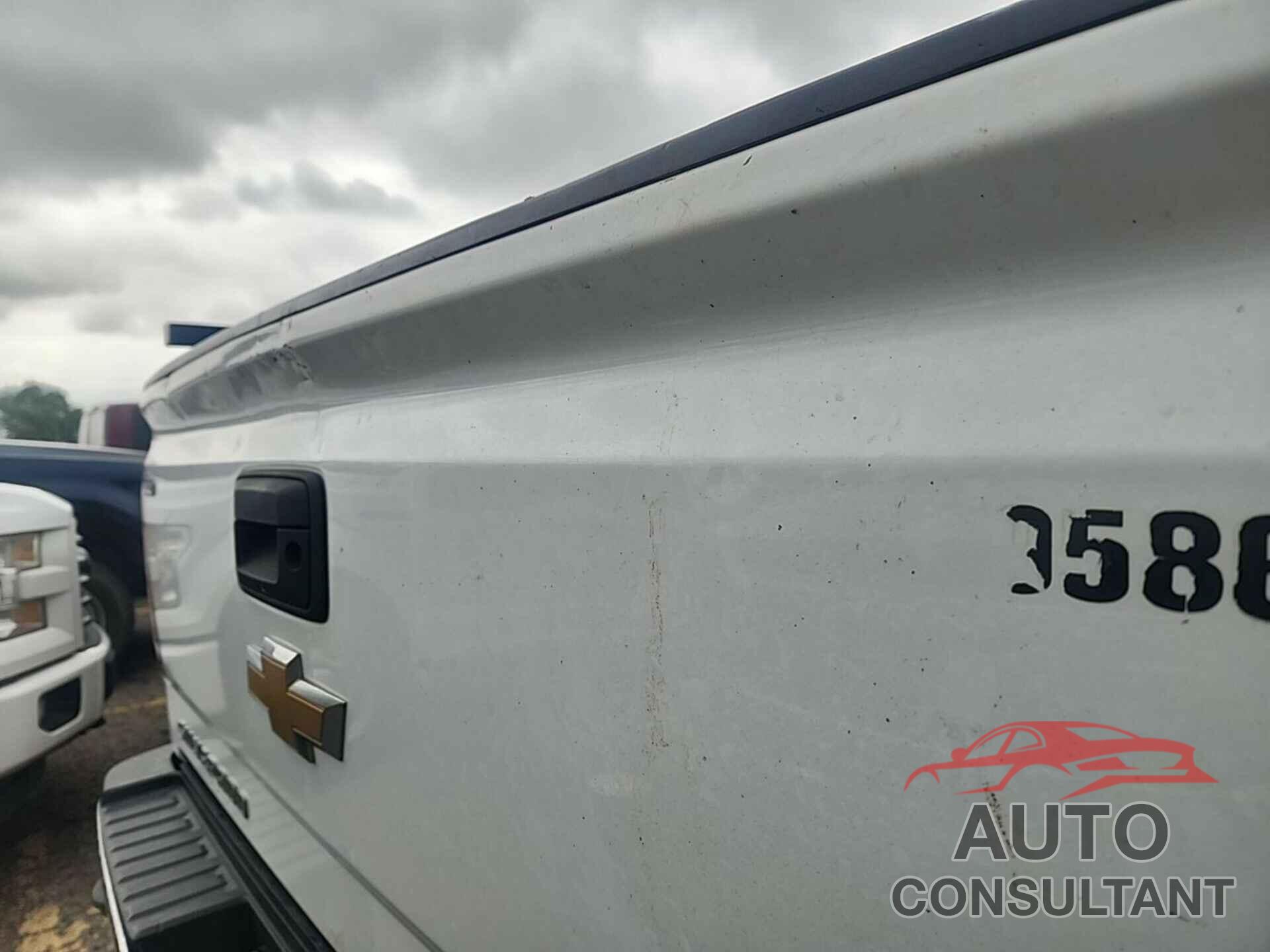 CHEVROLET SILVERADO 2017 - 1GC1KUEY8HF176968