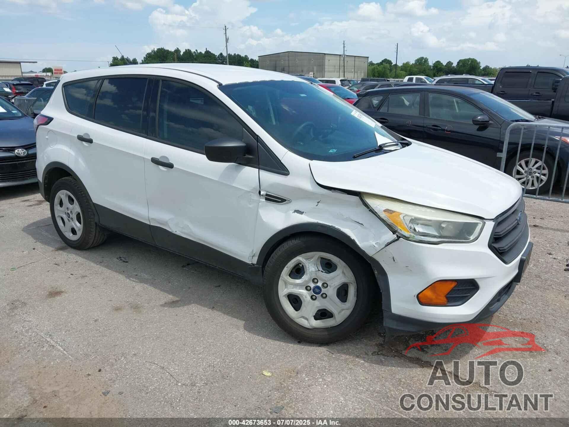 FORD ESCAPE 2017 - 1FMCU0F78HUE71710