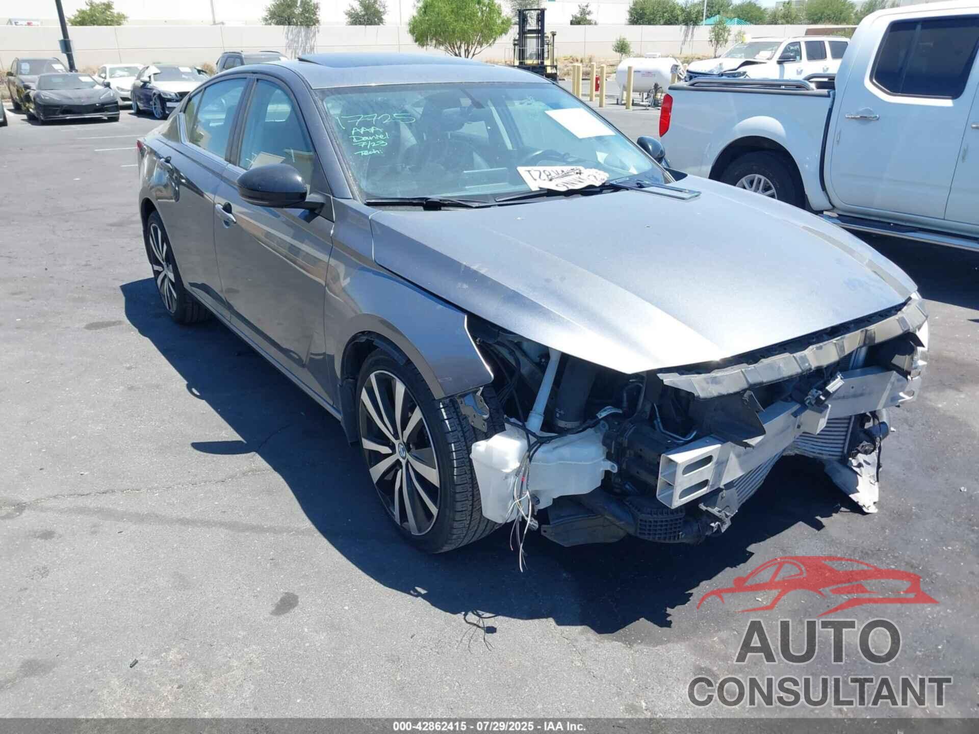 NISSAN ALTIMA 2019 - 1N4AL4CV5KC240386
