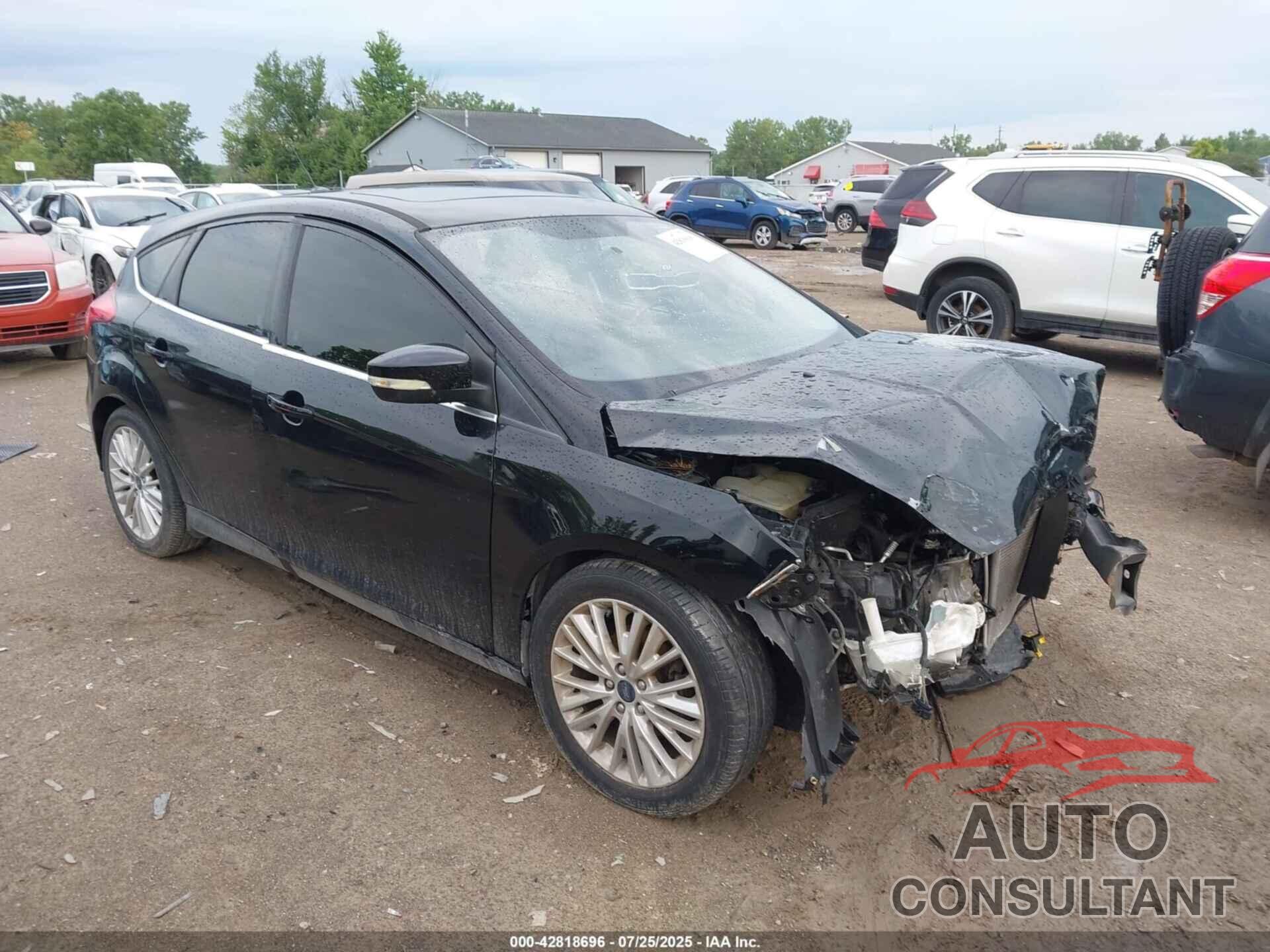 FORD FOCUS 2018 - 1FADP3N22JL283337