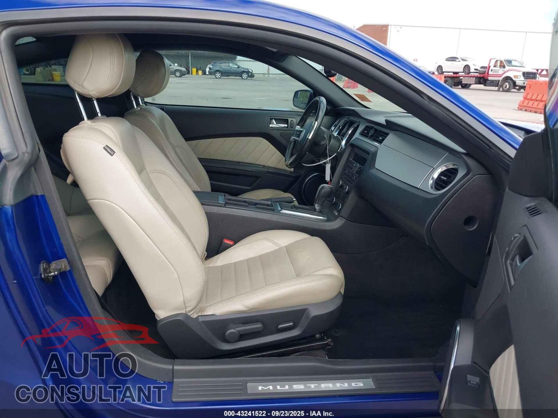 FORD MUSTANG 2014 - 1ZVBP8AM4E5254533