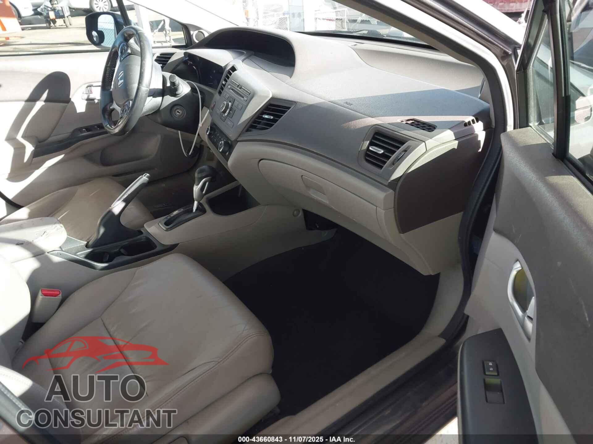HONDA CIVIC 2012 - 2HGFB2F9XCH590876