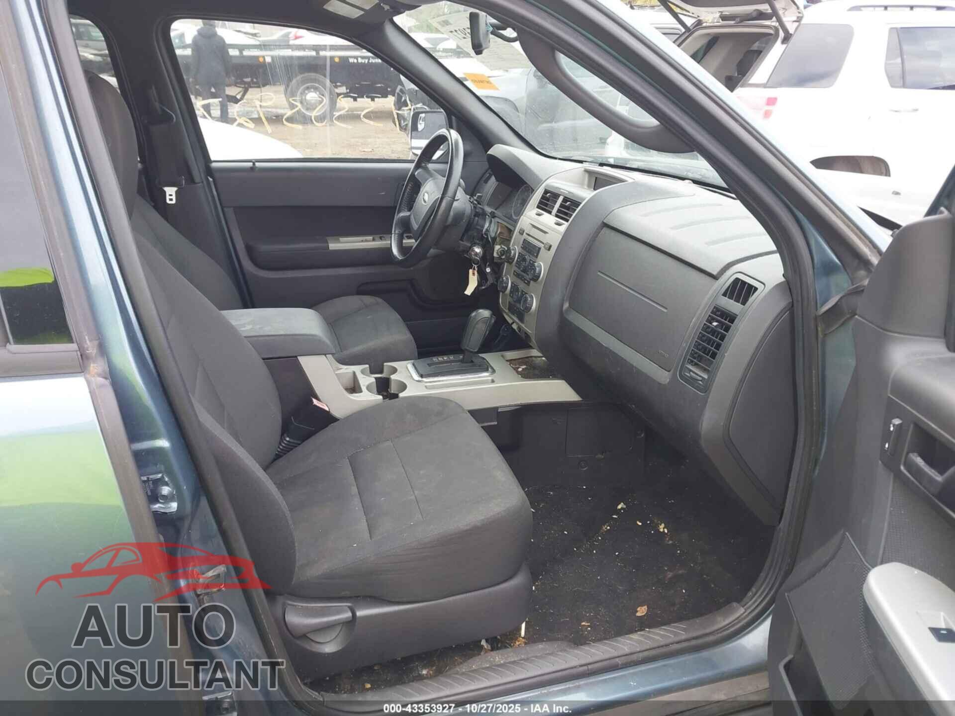 FORD ESCAPE 2010 - 1FMCU9D7XAKB61339