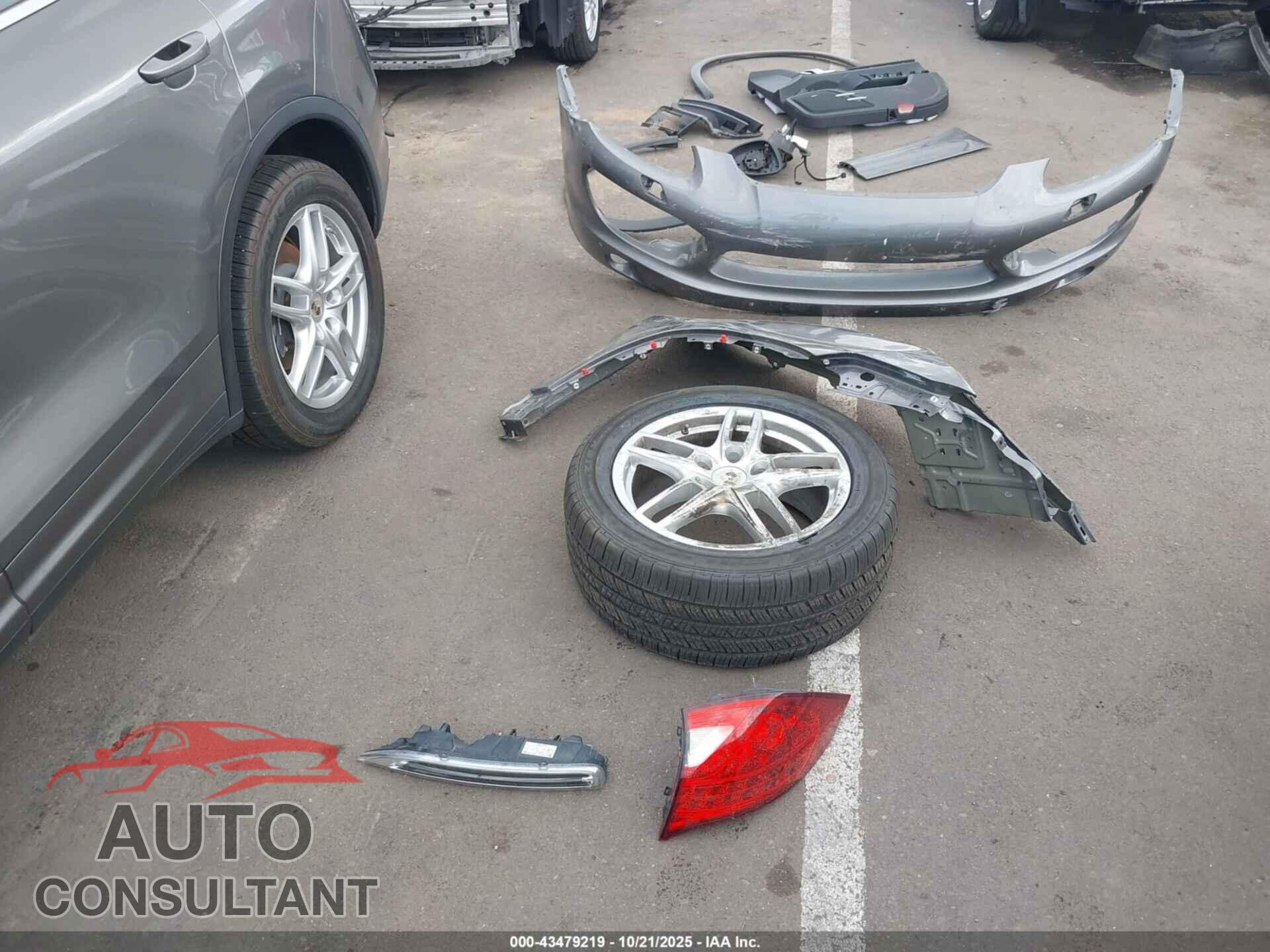 PORSCHE CAYENNE 2013 - WP1AA2A25DLA03699