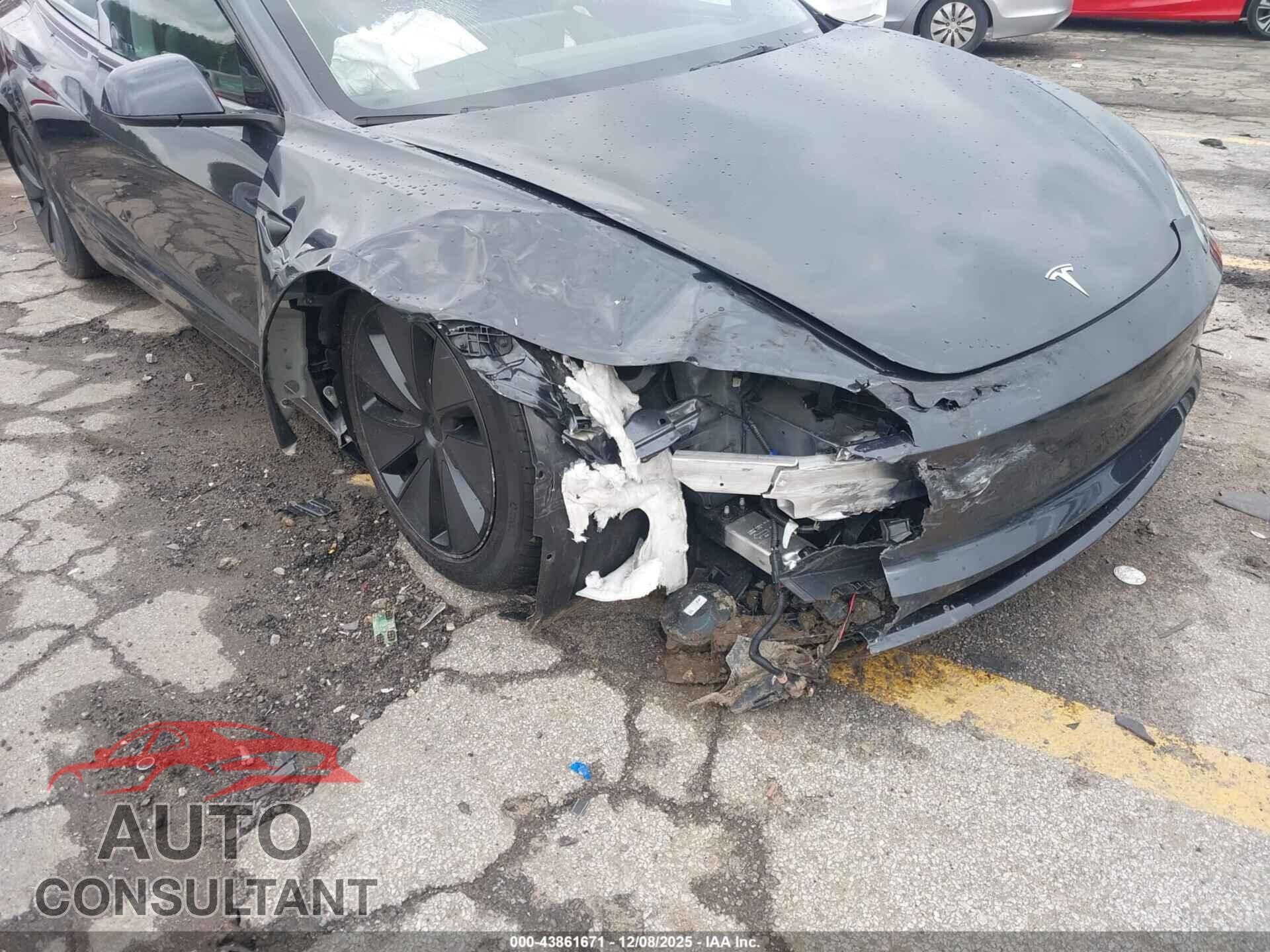 TESLA MODEL 3 2024 - 5YJ3E1EA2RF872670