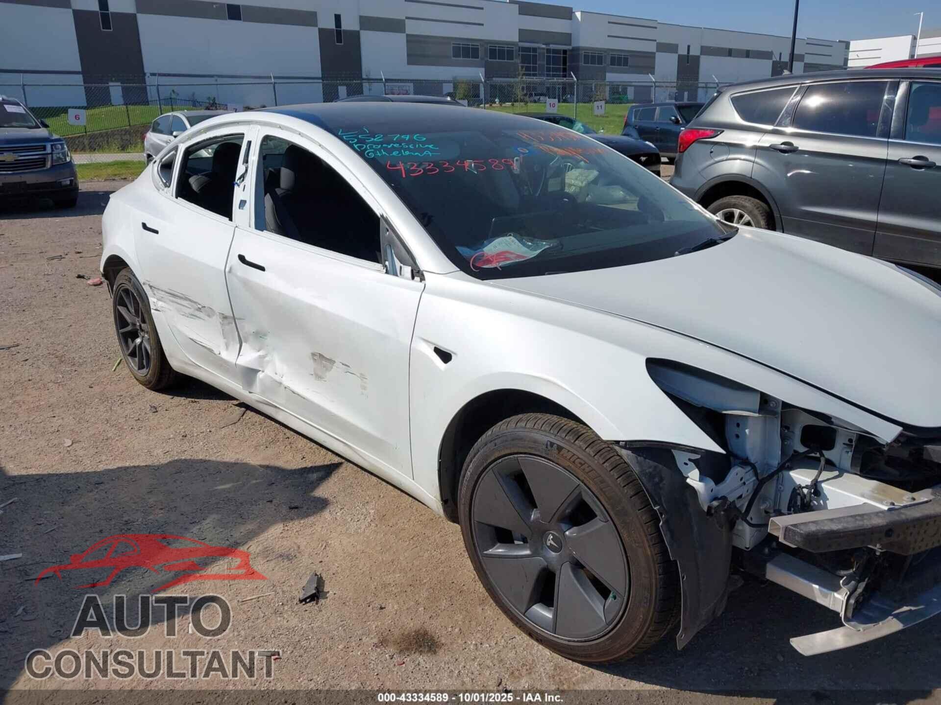 TESLA MODEL 3 2023 - 5YJ3E1EA2PF552746