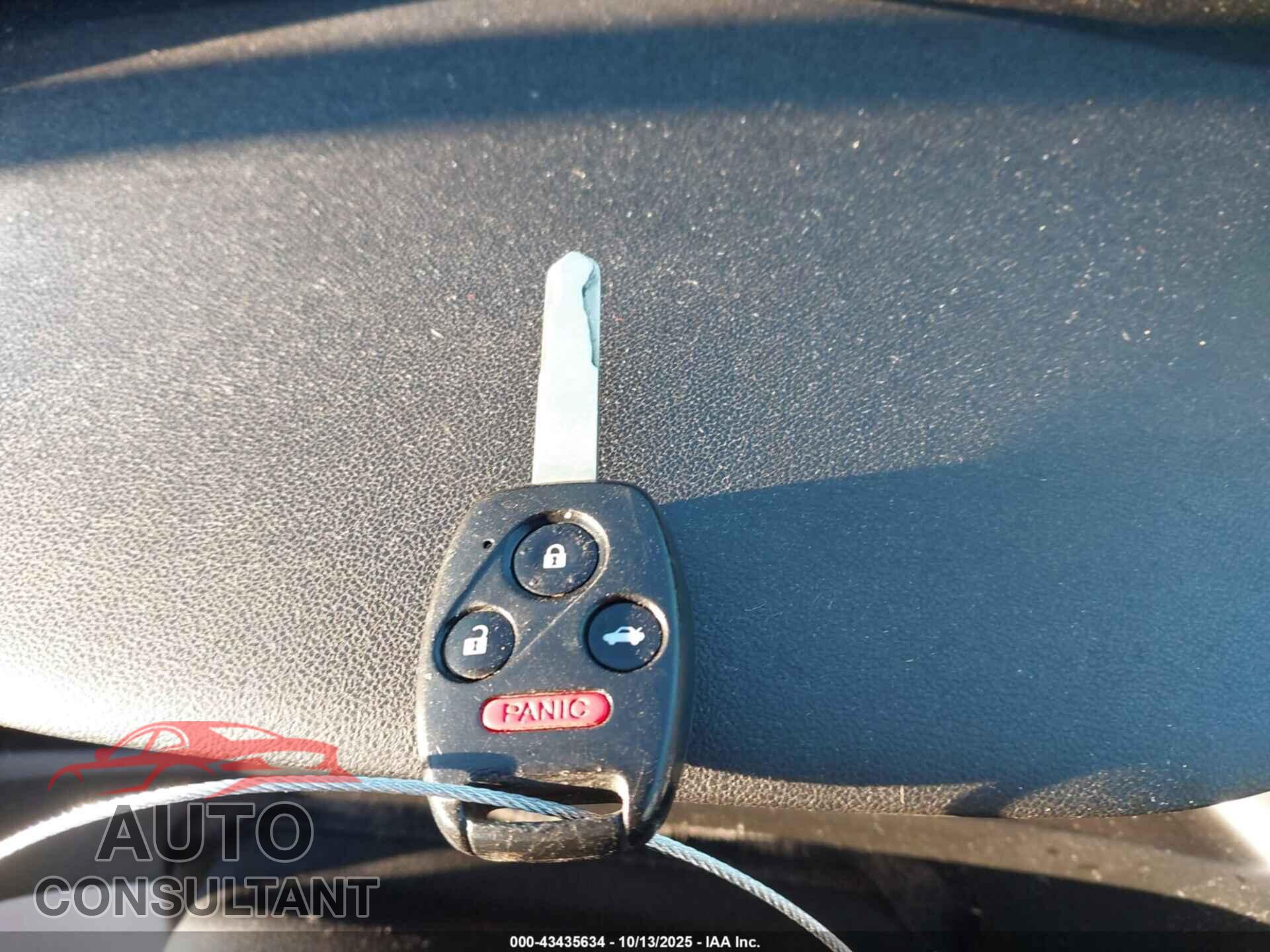 HONDA CIVIC 2013 - 19XFB2F55DE048304