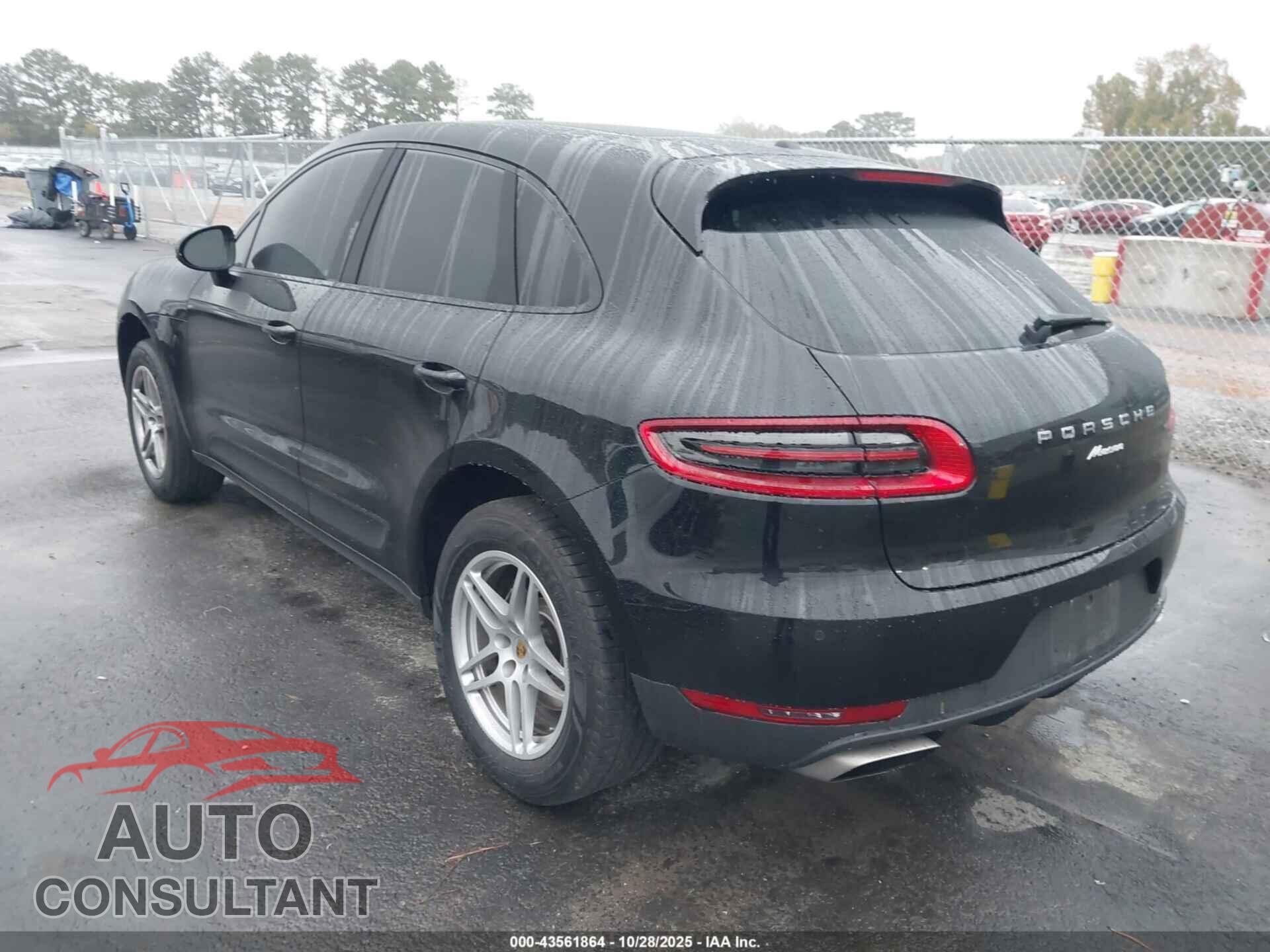 PORSCHE MACAN 2017 - WP1AA2A50HLB00566