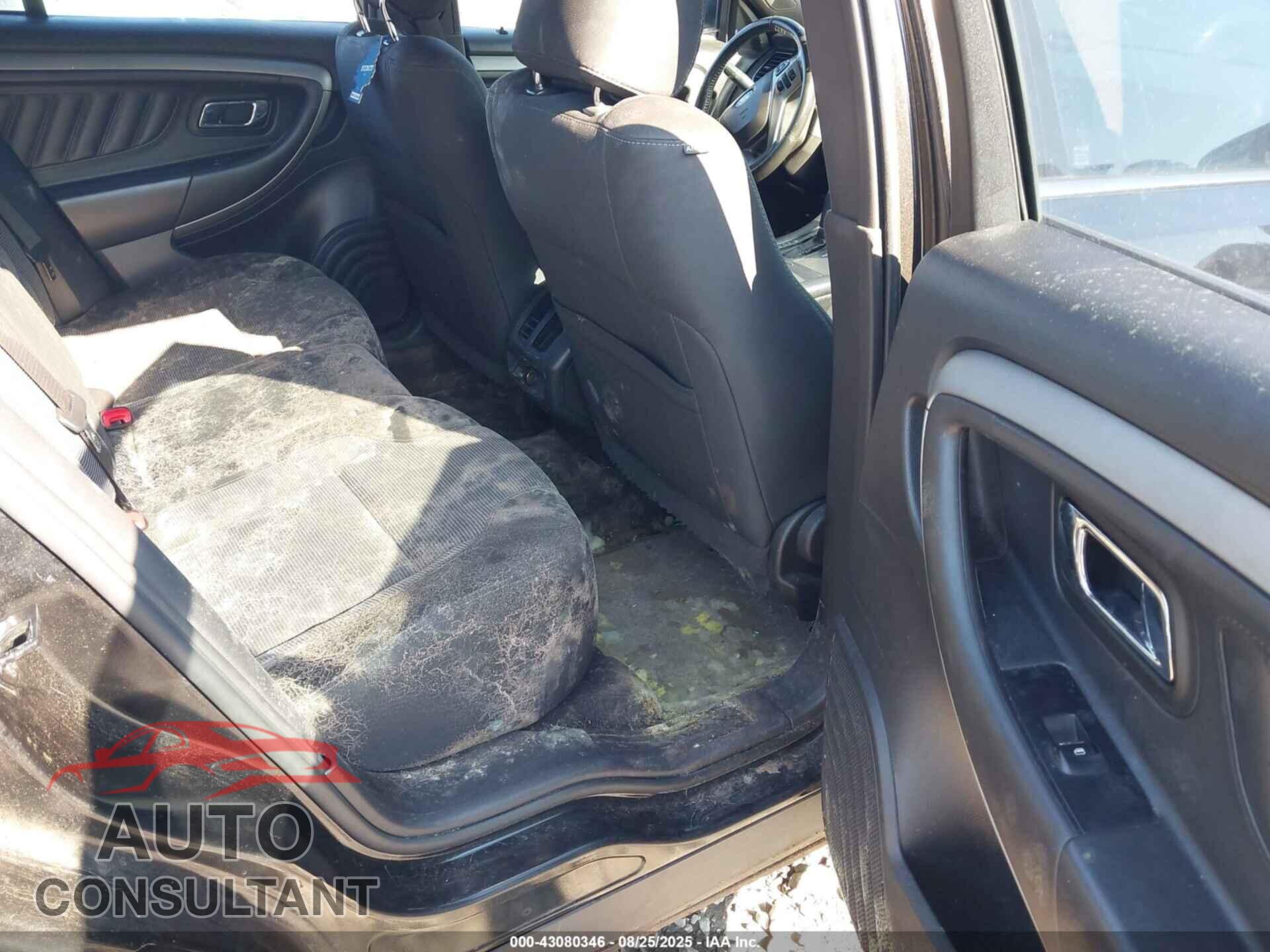 FORD TAURUS 2013 - 1FAHP2E85DG181821