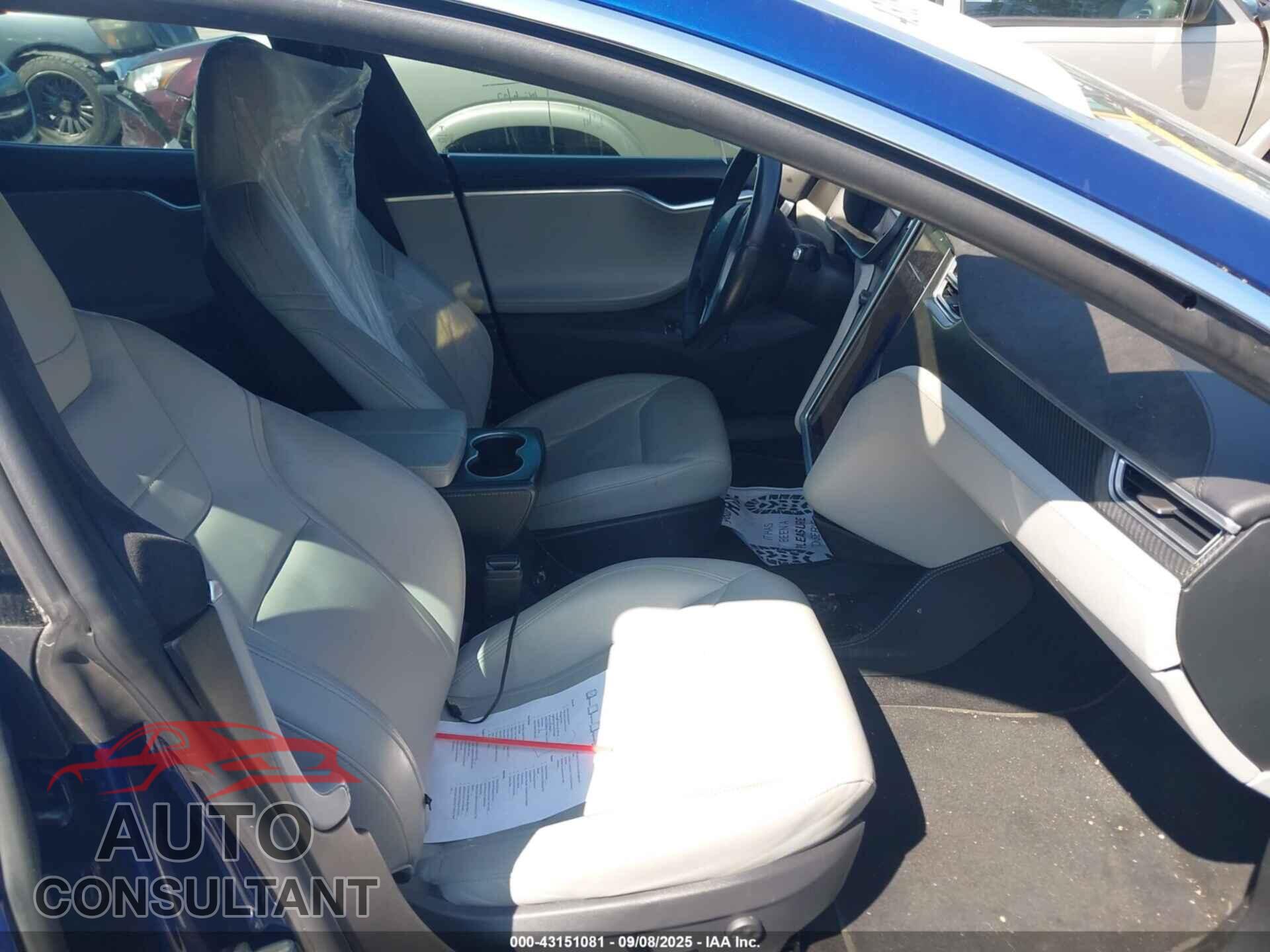 TESLA MODEL S 2015 - 5YJSA1E49FF103399