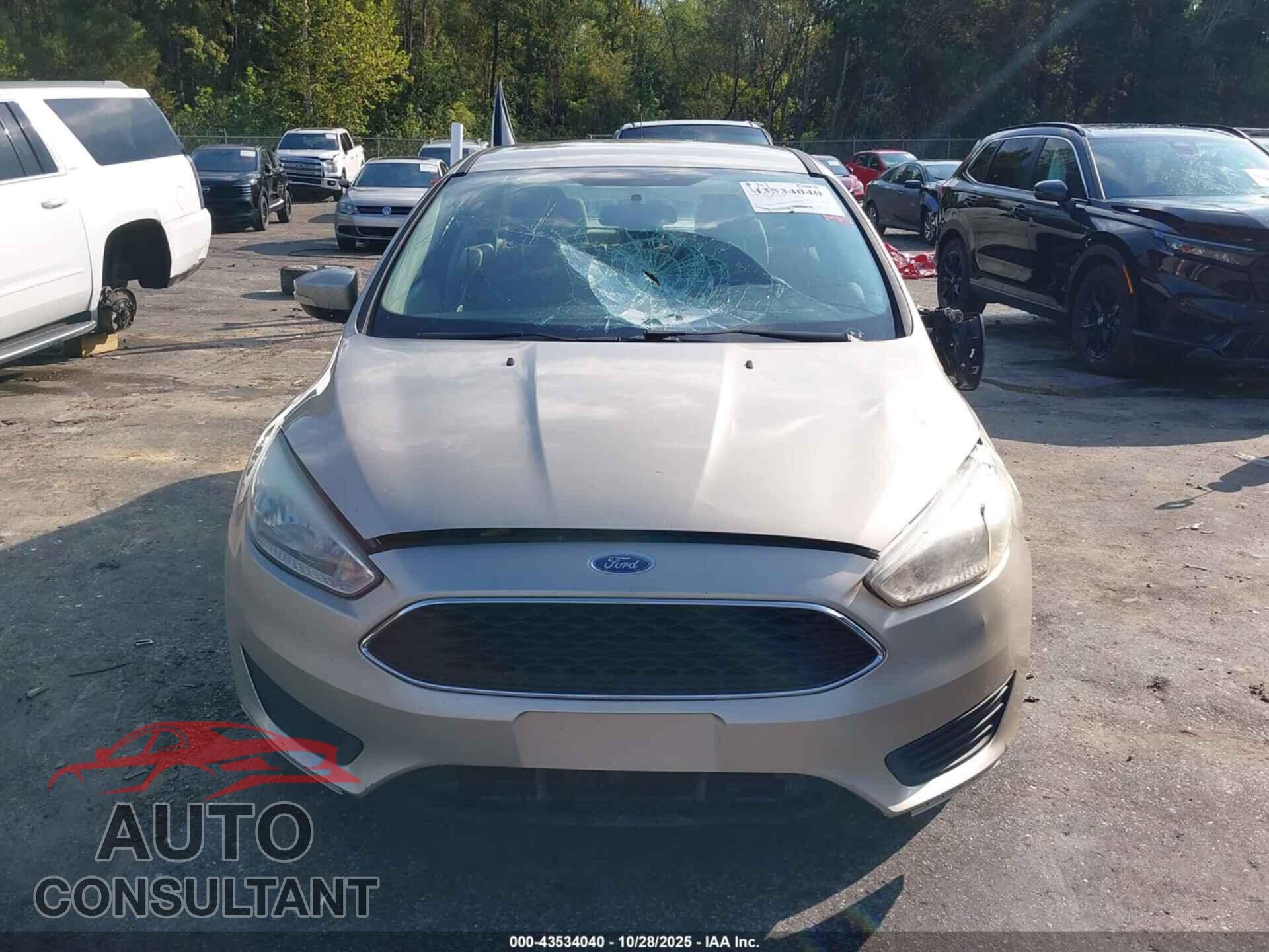 FORD FOCUS 2017 - 1FADP3F27HL212773