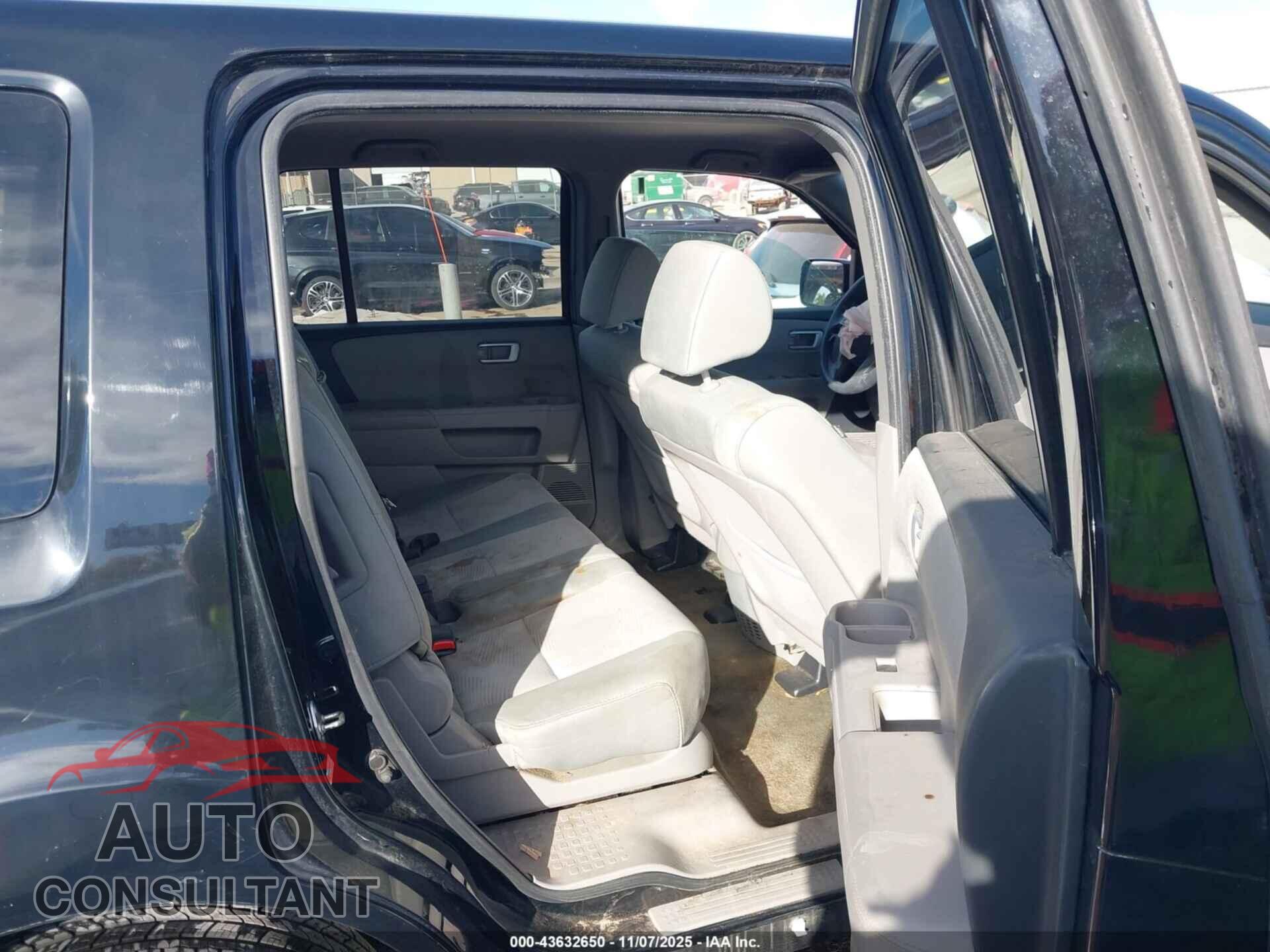HONDA PILOT 2014 - 5FNYF3H25EB010458